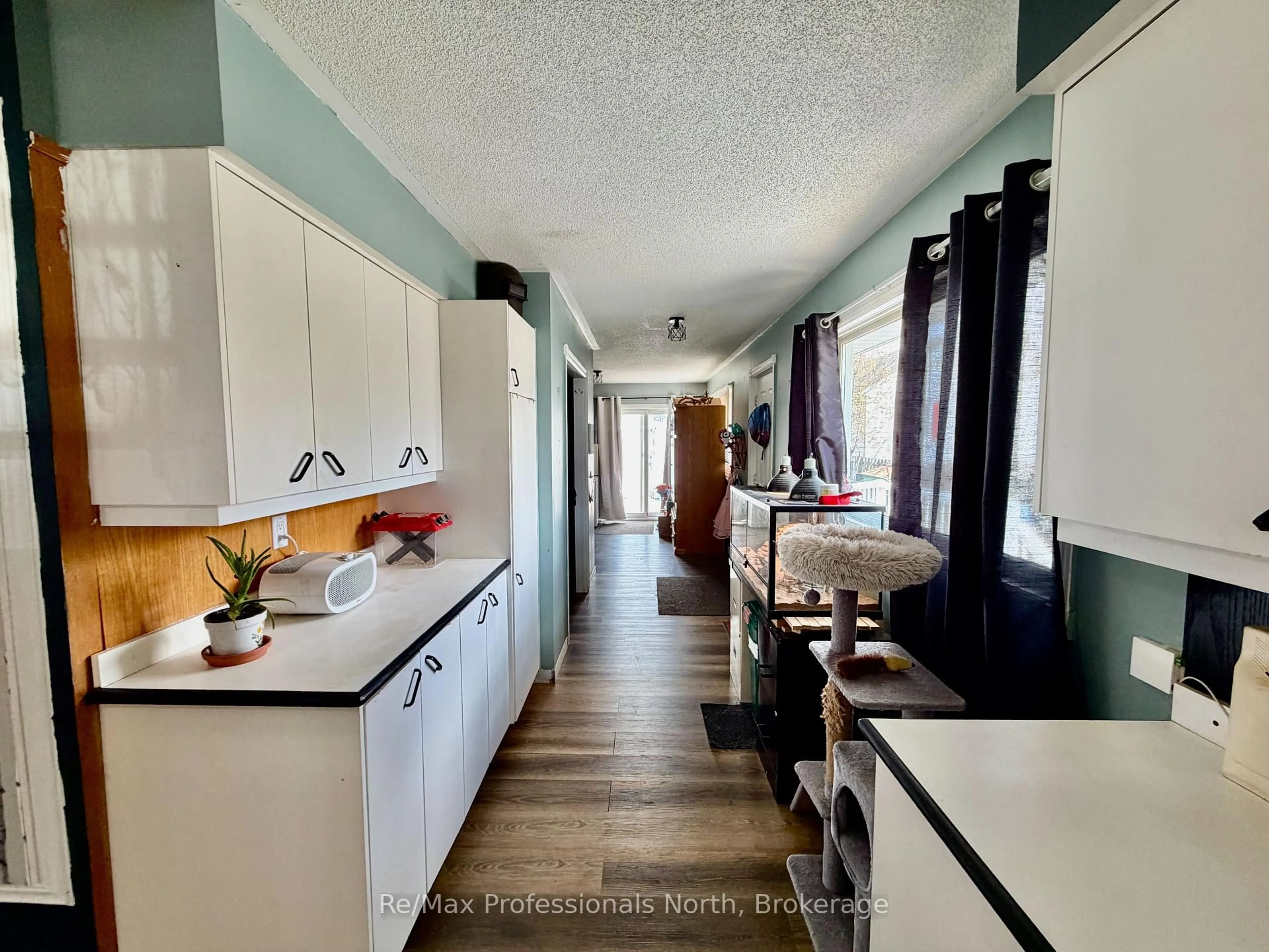 Unknown for 550 MARY St, Gravenhurst Ontario P1P 1E8