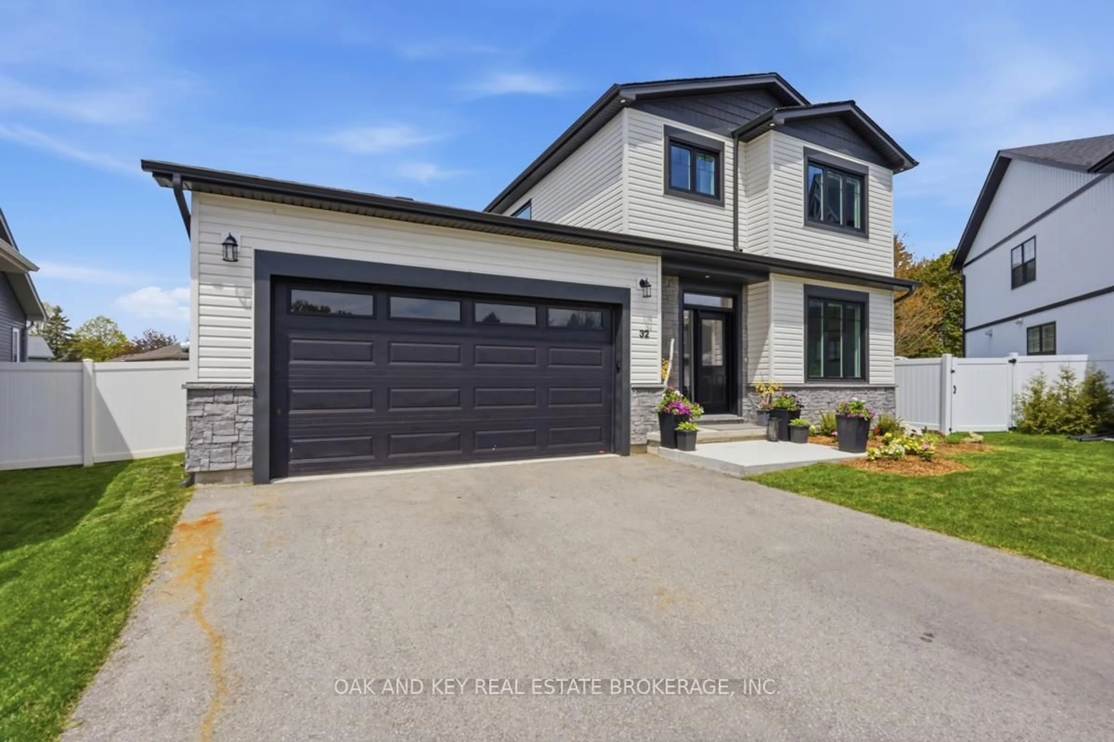 Unknown for 32 Helen Crt, Central Elgin Ontario N0L 1B0