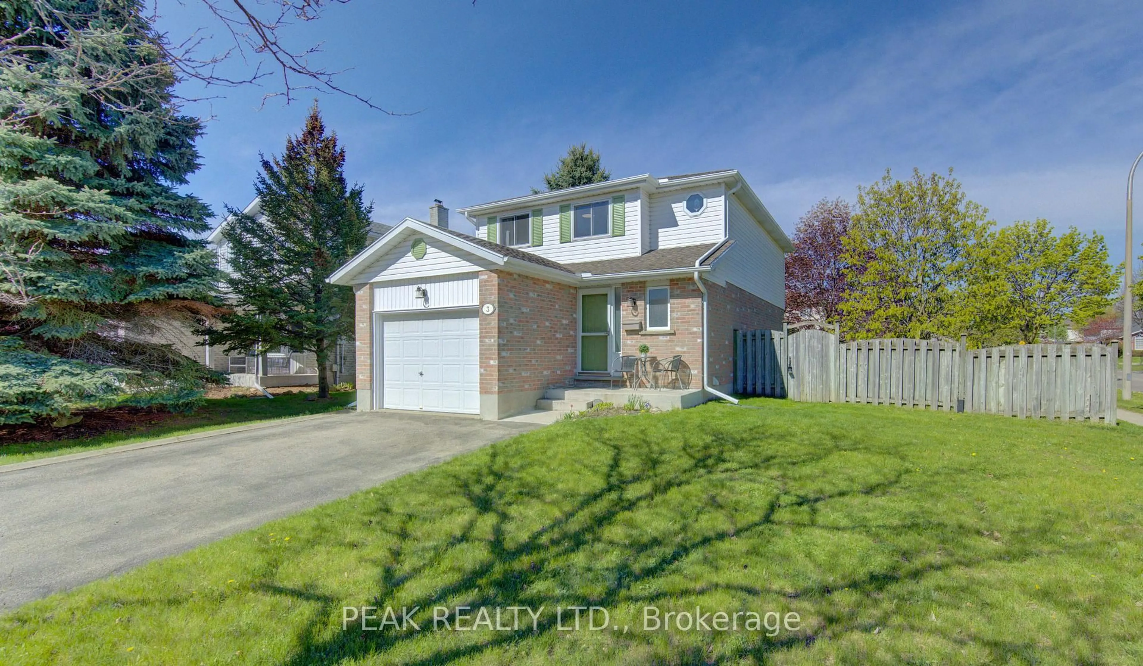 Home with vinyl exterior material, street for 3 Marlis Cres, Kitchener Ontario N2E 3K6