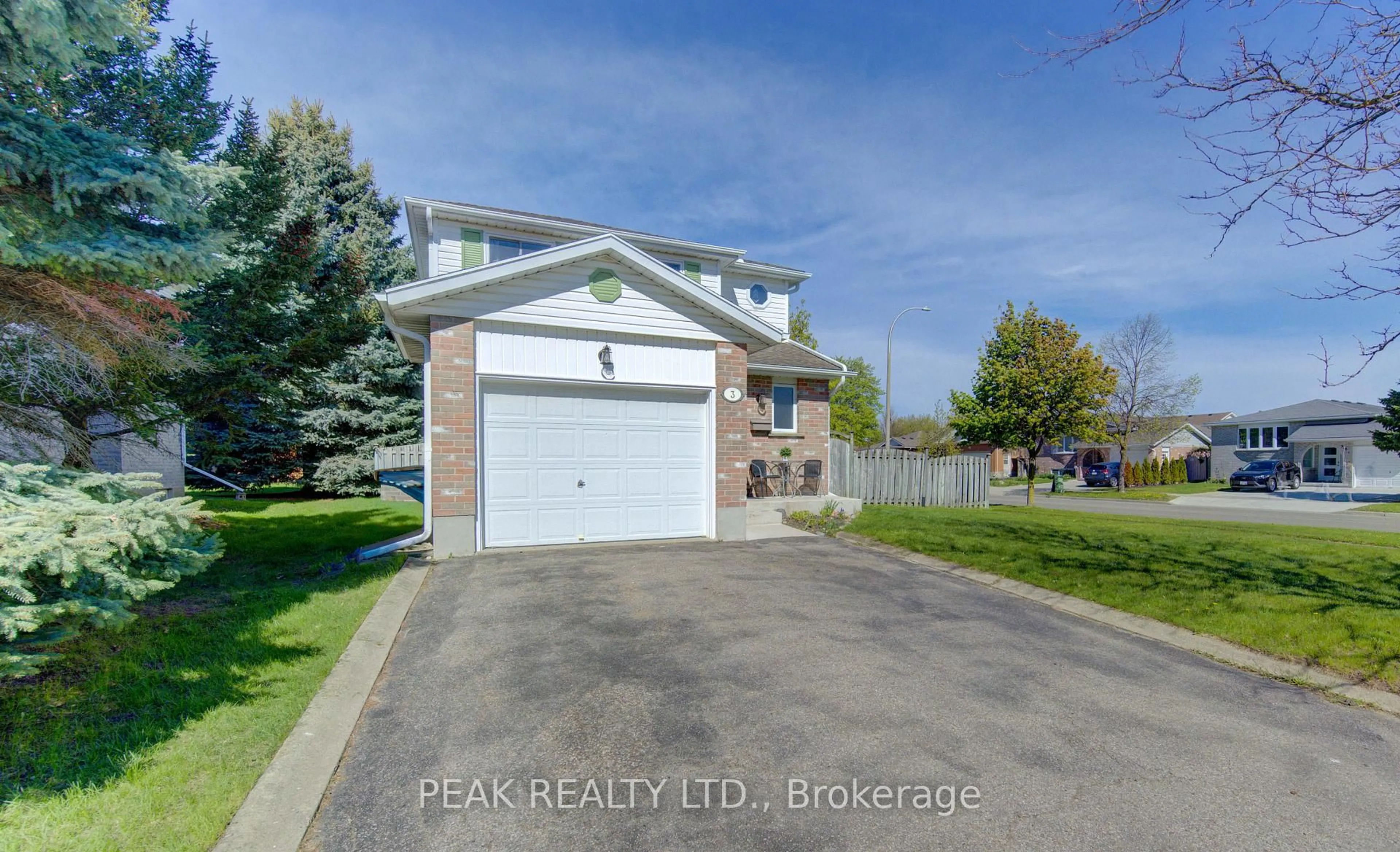 Unknown for 3 Marlis Cres, Kitchener Ontario N2E 3K6