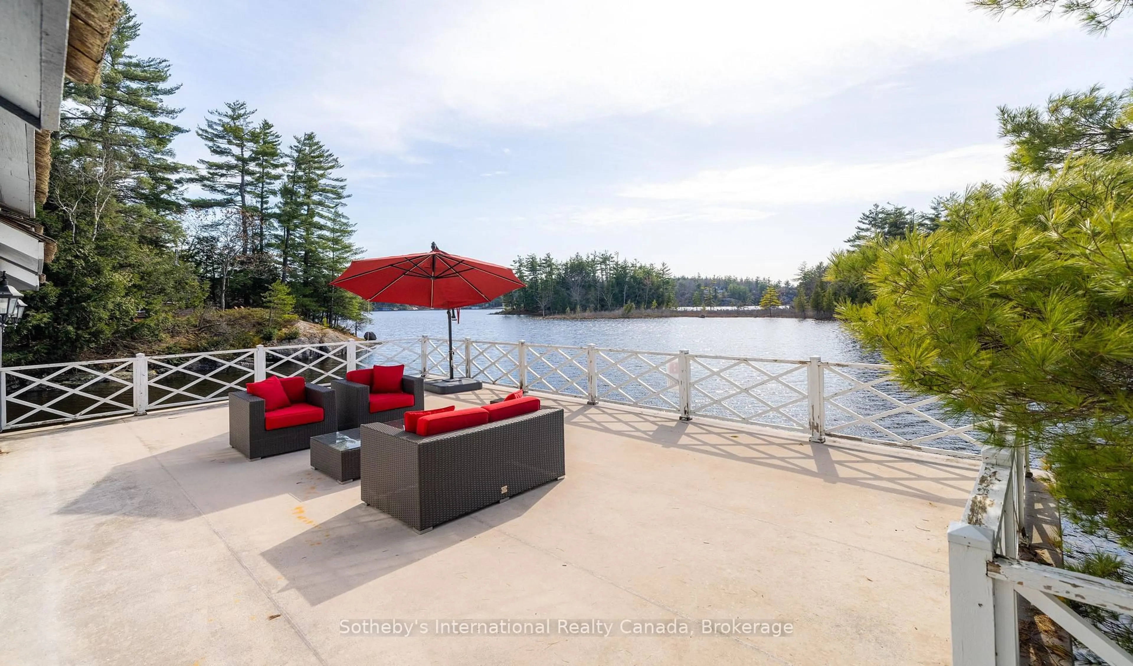 Patio, water/lake/river/ocean view for 1-1076 Birch Point Rd, Gravenhurst Ontario P1P 1R1