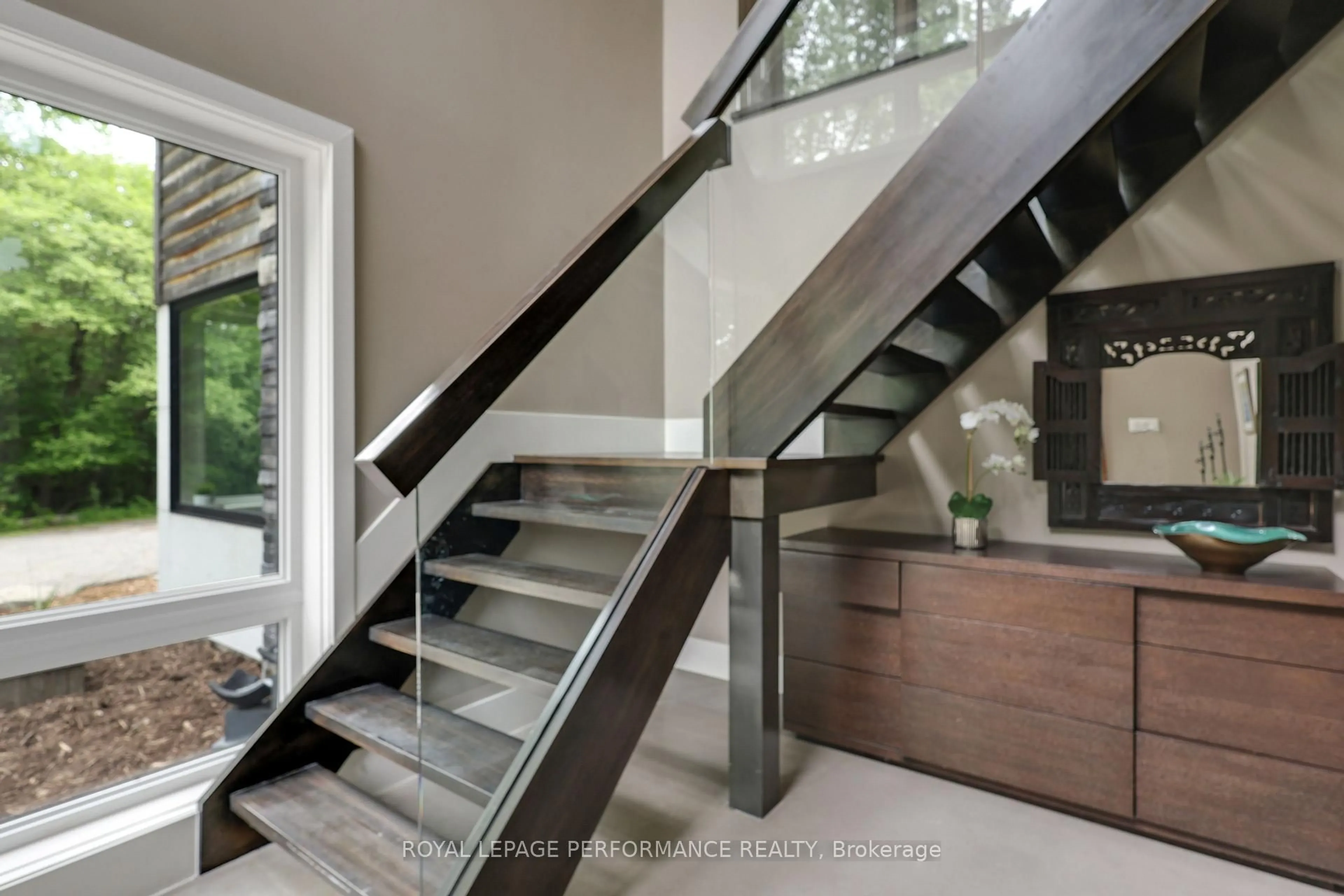 Stairs for 1141 Julia Crt, Ottawa Ontario K0A 1T0