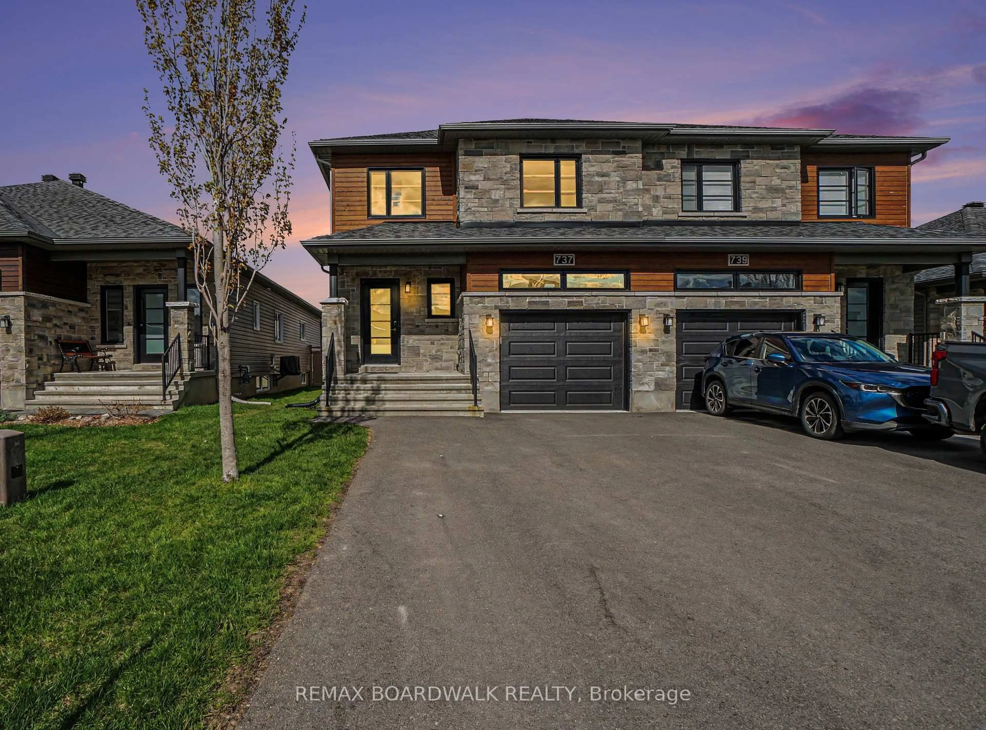 Home with brick exterior material, street for 737 Azure St, Russell Ontario K4R 0E6