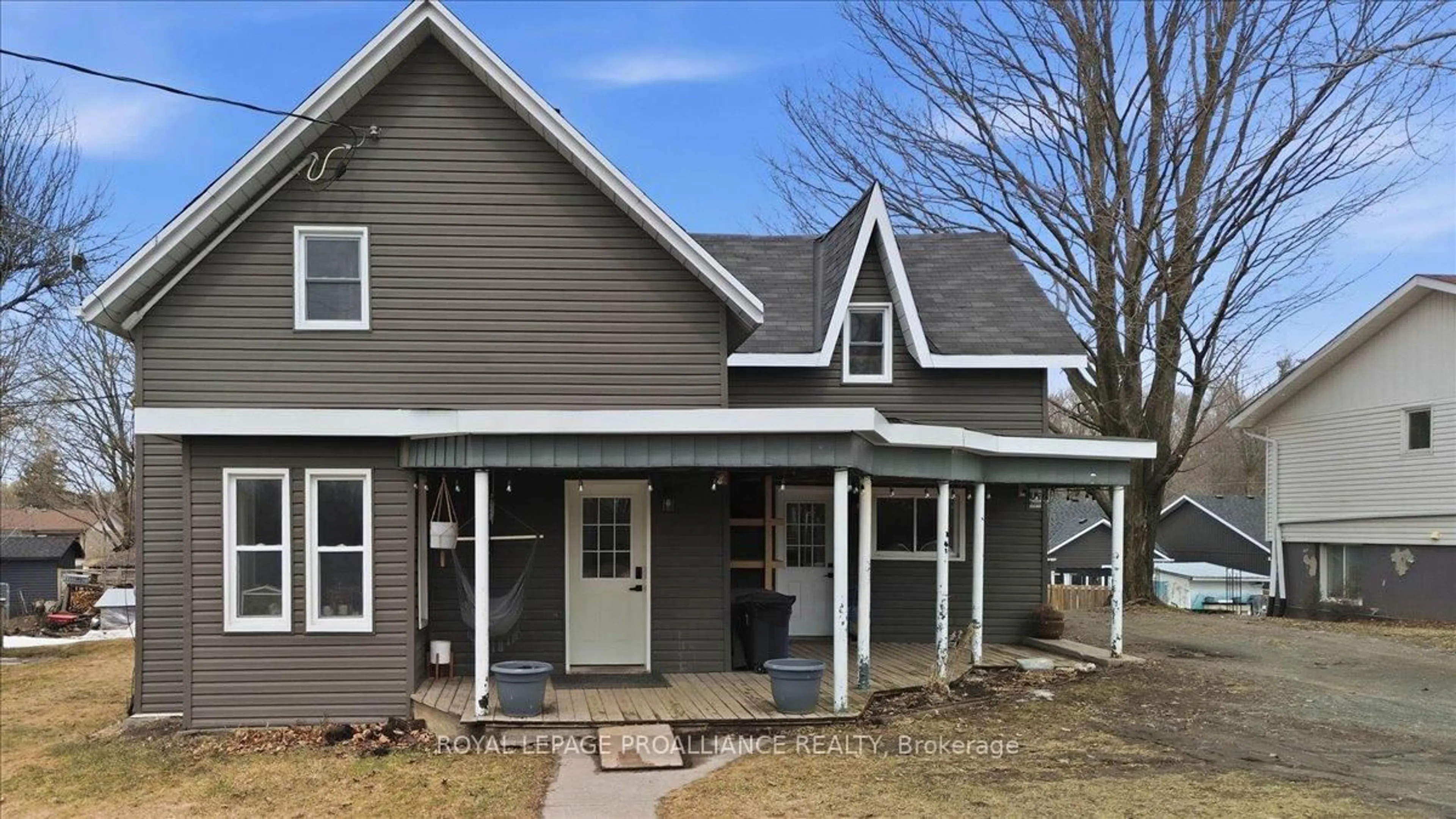 Home with vinyl exterior material, street for 61 Madoc St, Limoges Ontario K0K 2M0