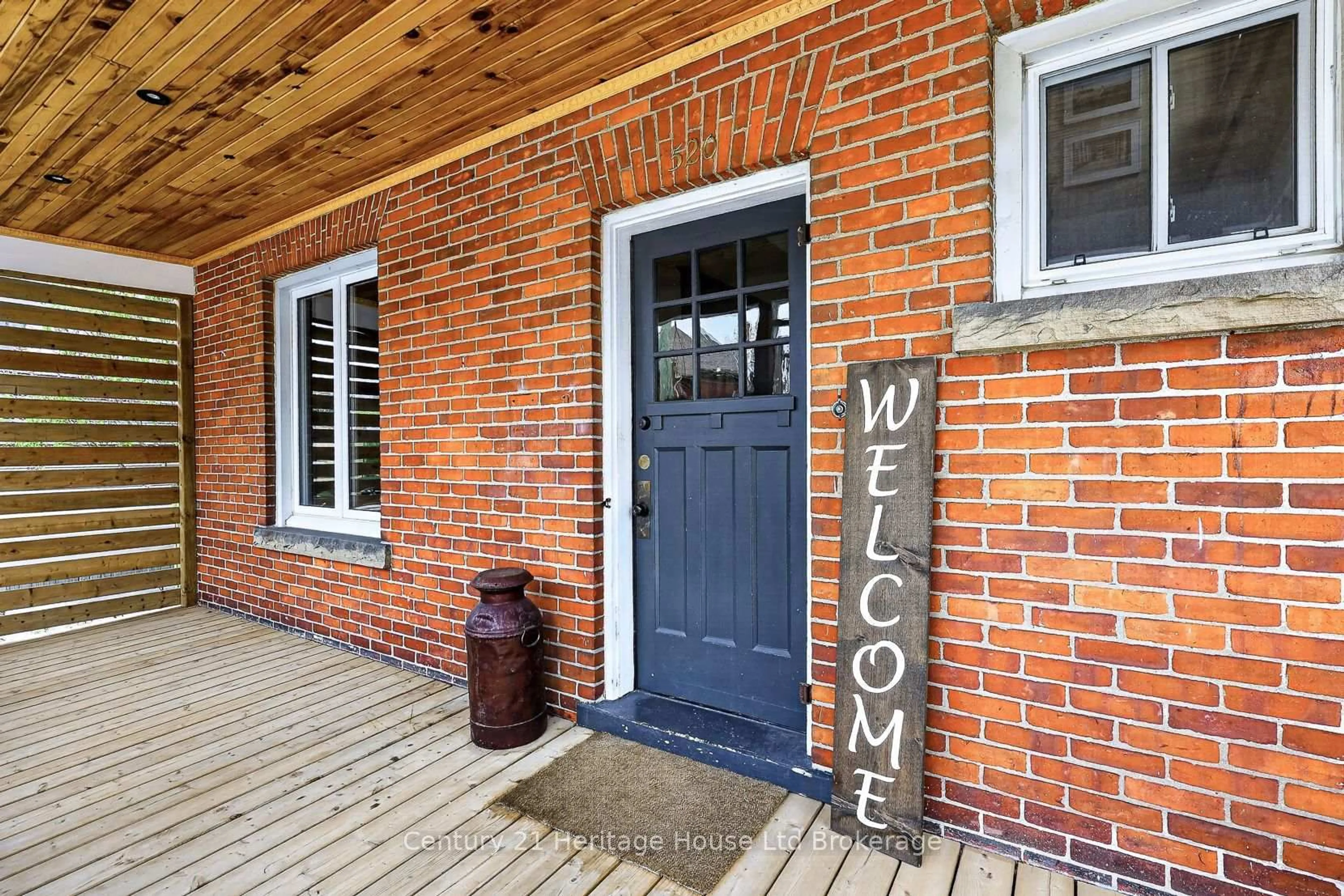Unknown for 520 Mary St, Woodstock Ontario N4S 4S7
