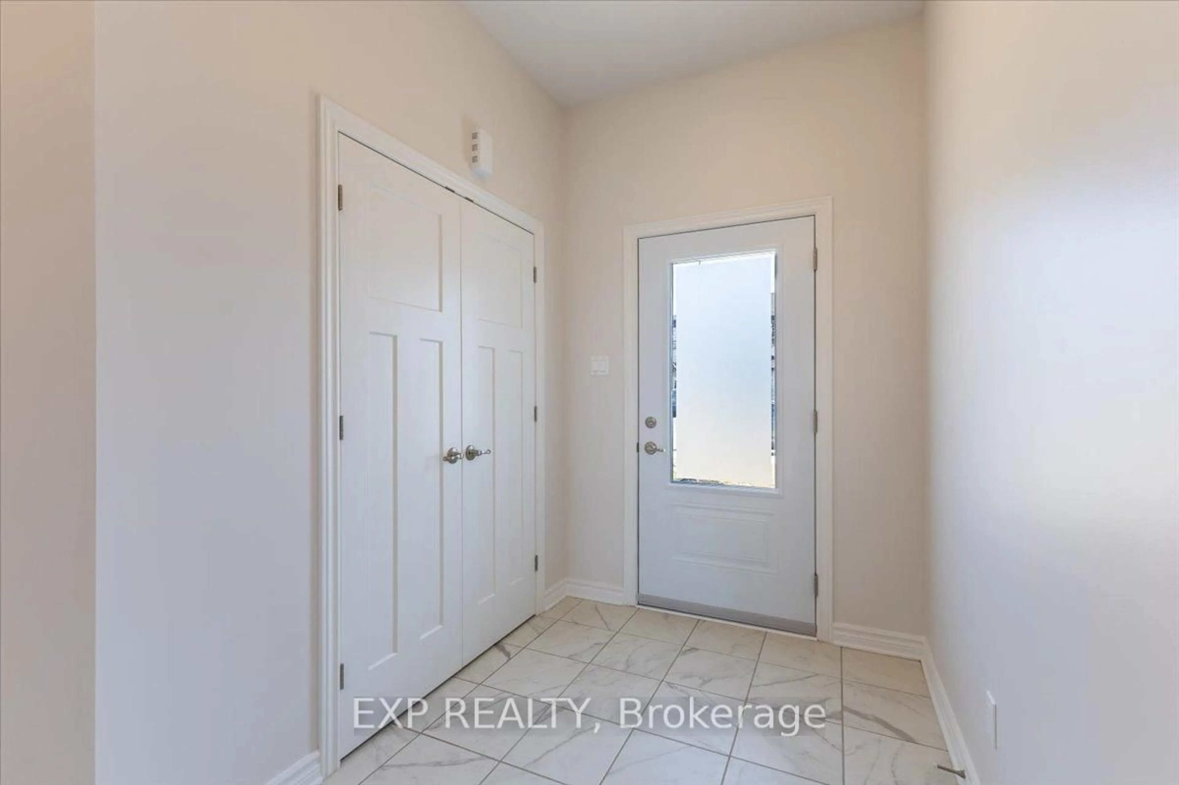 Indoor entryway for 80 O Donovan Dr, Carleton Place Ontario K7C 0S2
