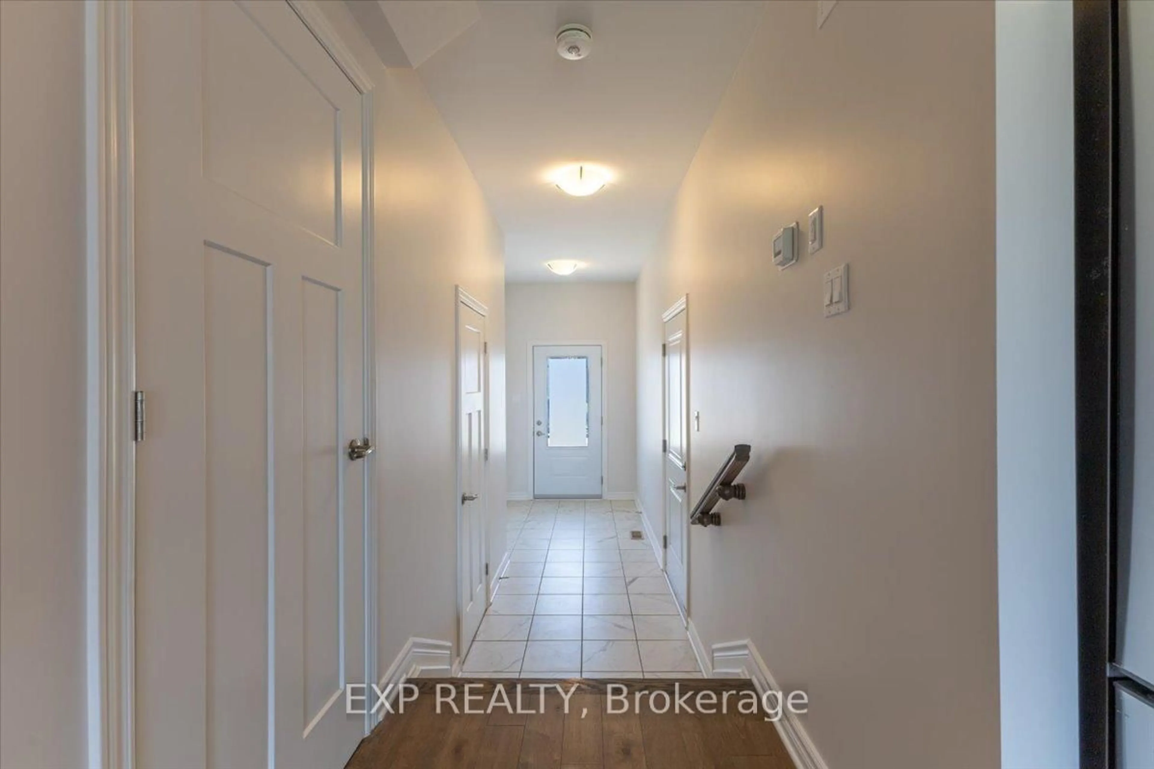 Indoor entryway for 80 O Donovan Dr, Carleton Place Ontario K7C 0S2