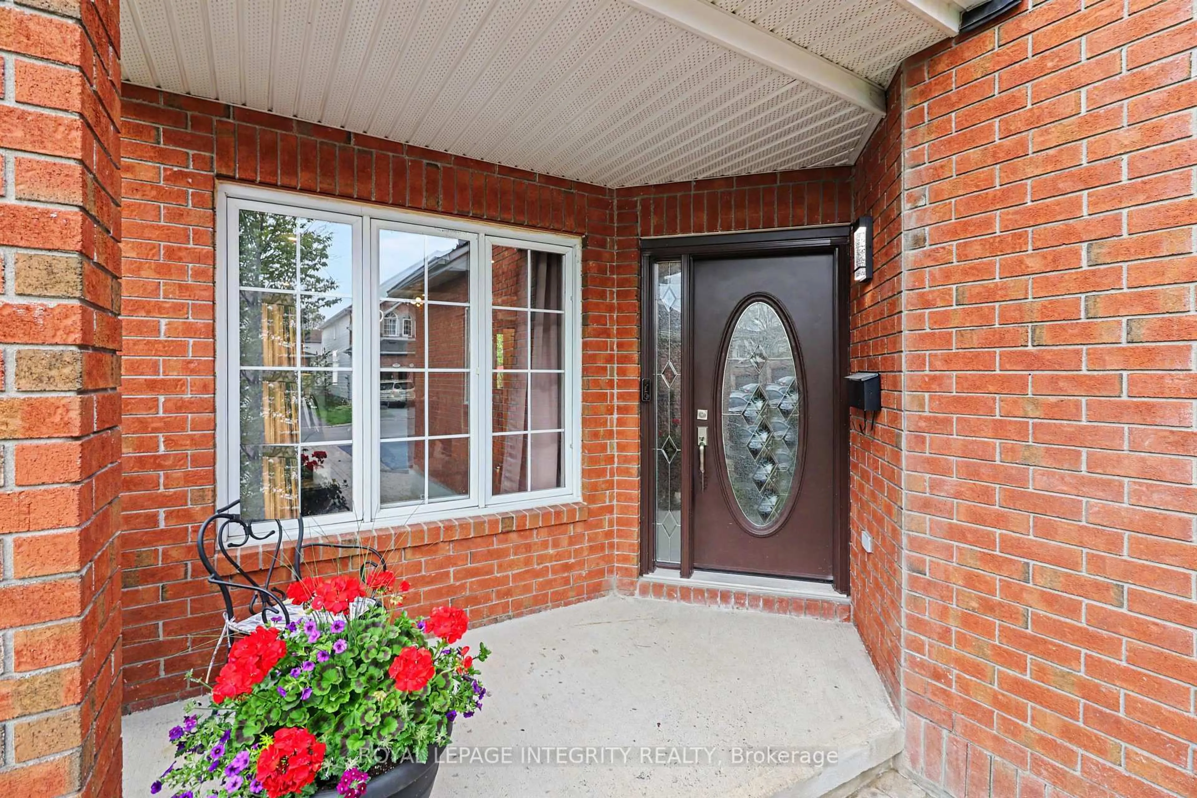 Unknown for 1549 Bonneville Cres, Orleans Ontario K1C 7M9