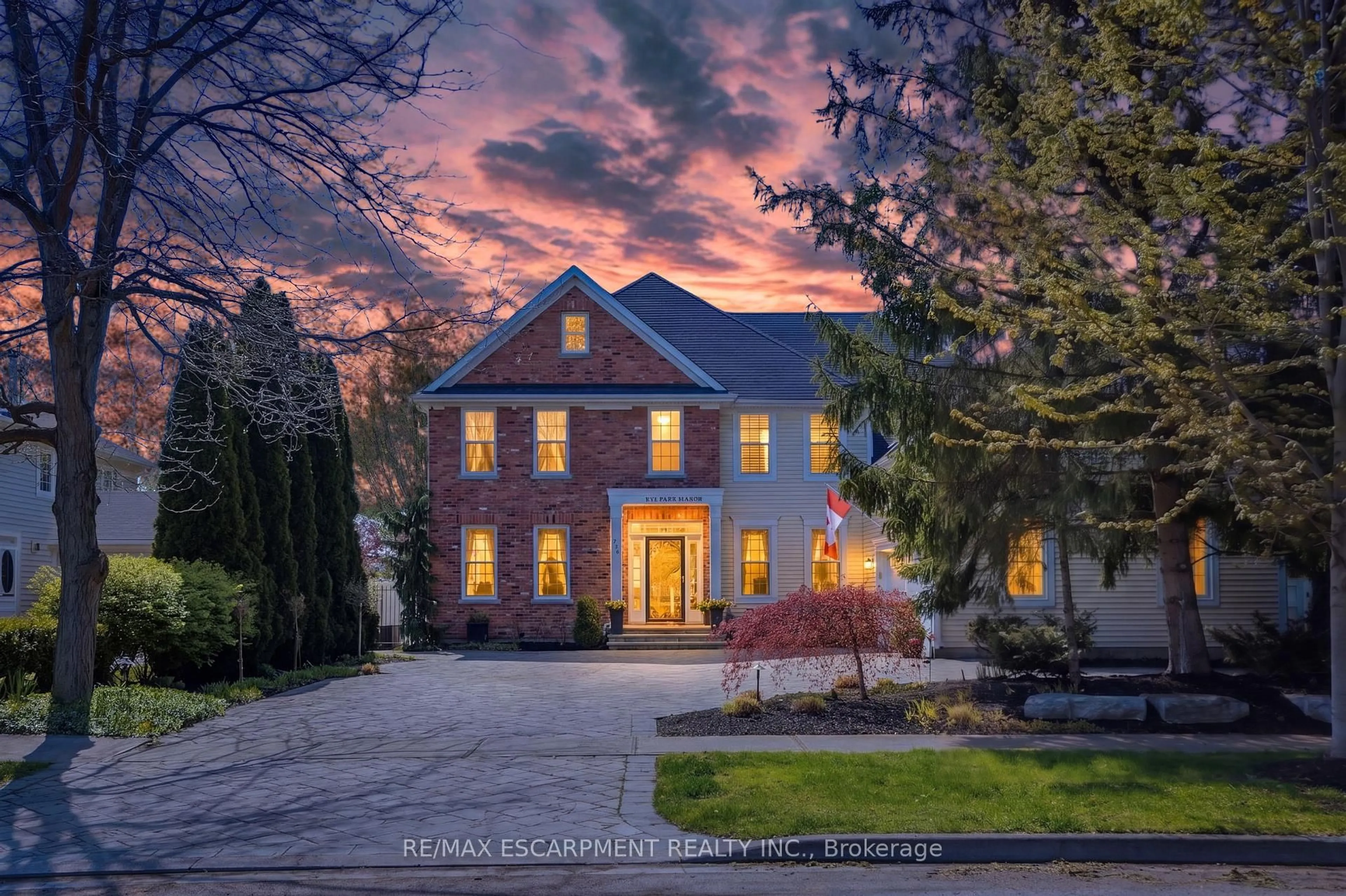 Home with brick exterior material, street for 736 Rye St, Niagara-on-the-Lake Ontario L0S 1J0