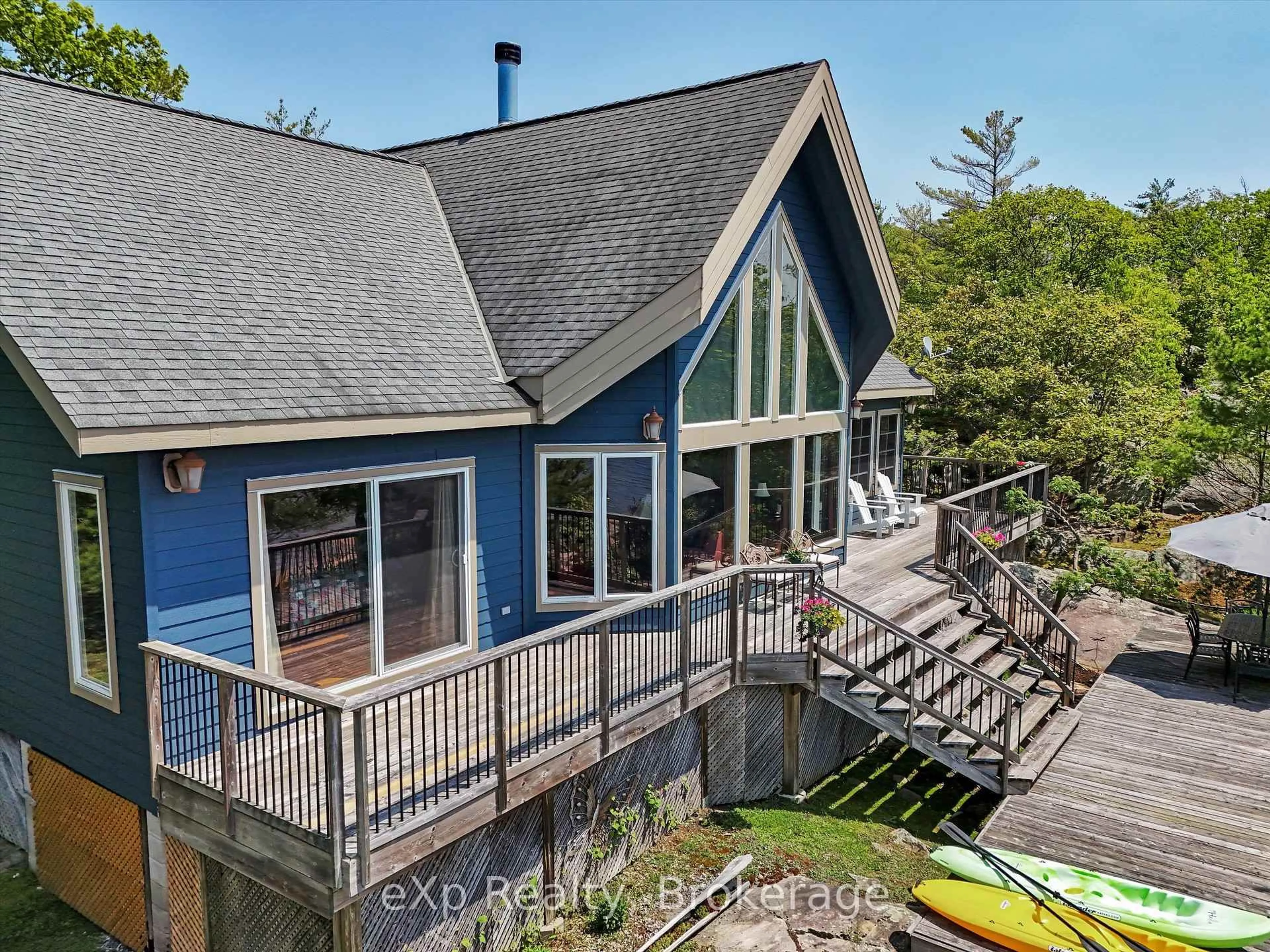 A pic from outside/outdoor area/front of a property/back of a property/a pic from drone, water/lake/river/ocean view for 6646 1040LittleBeausoleil Island, Georgian Bay Ontario P0E 1E0