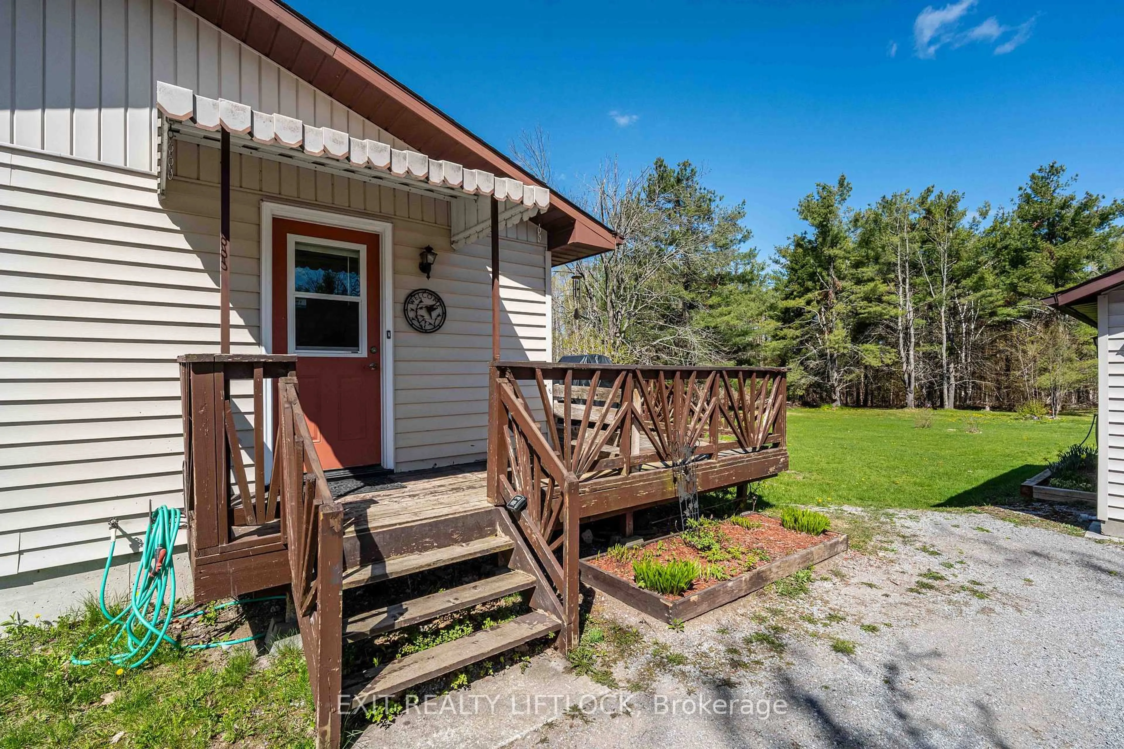Unknown for 2348 18th Line, Selwyn Ontario K0L 2H0