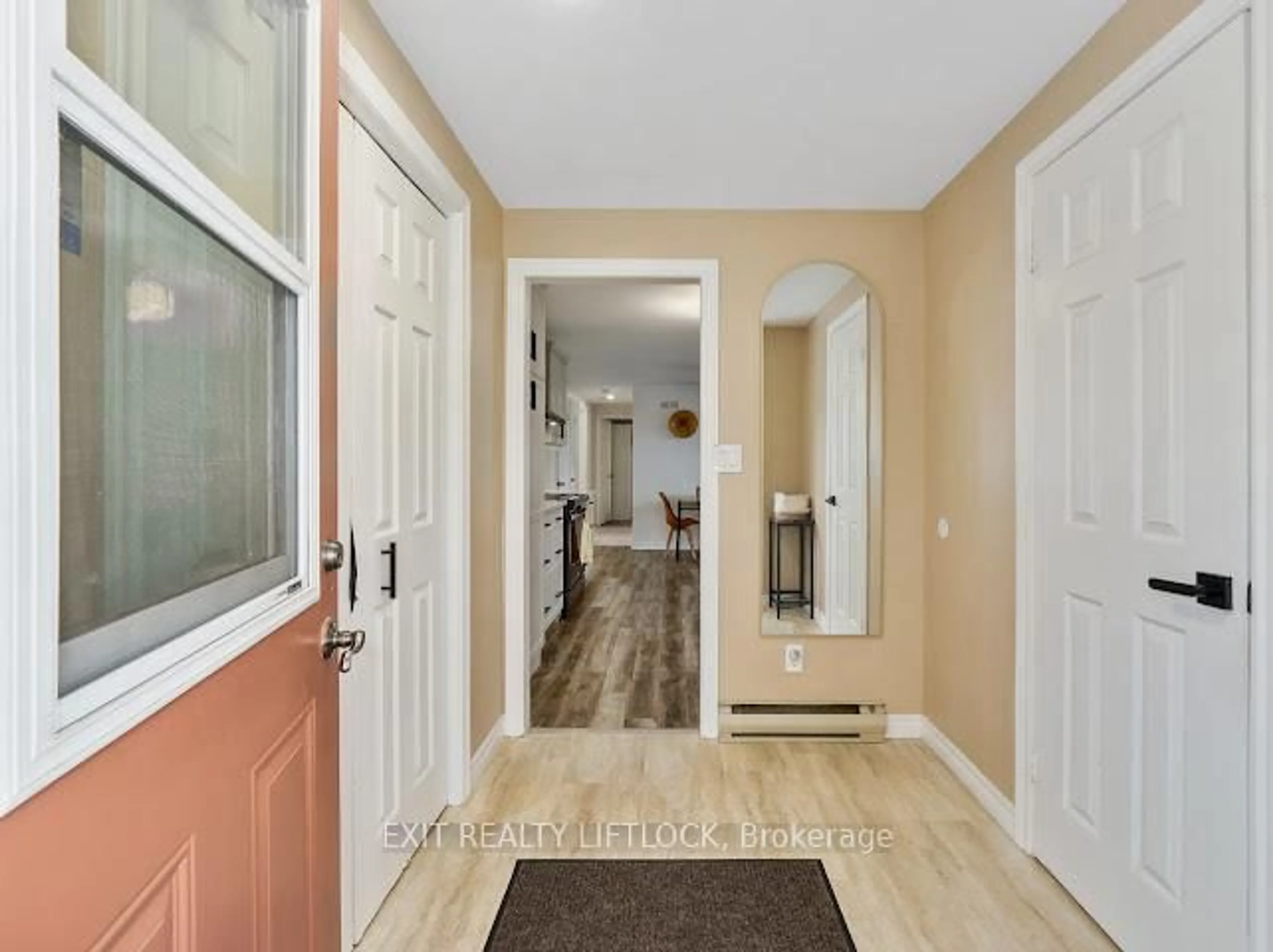 Indoor entryway for 2348 18th Line, Selwyn Ontario K0L 2H0