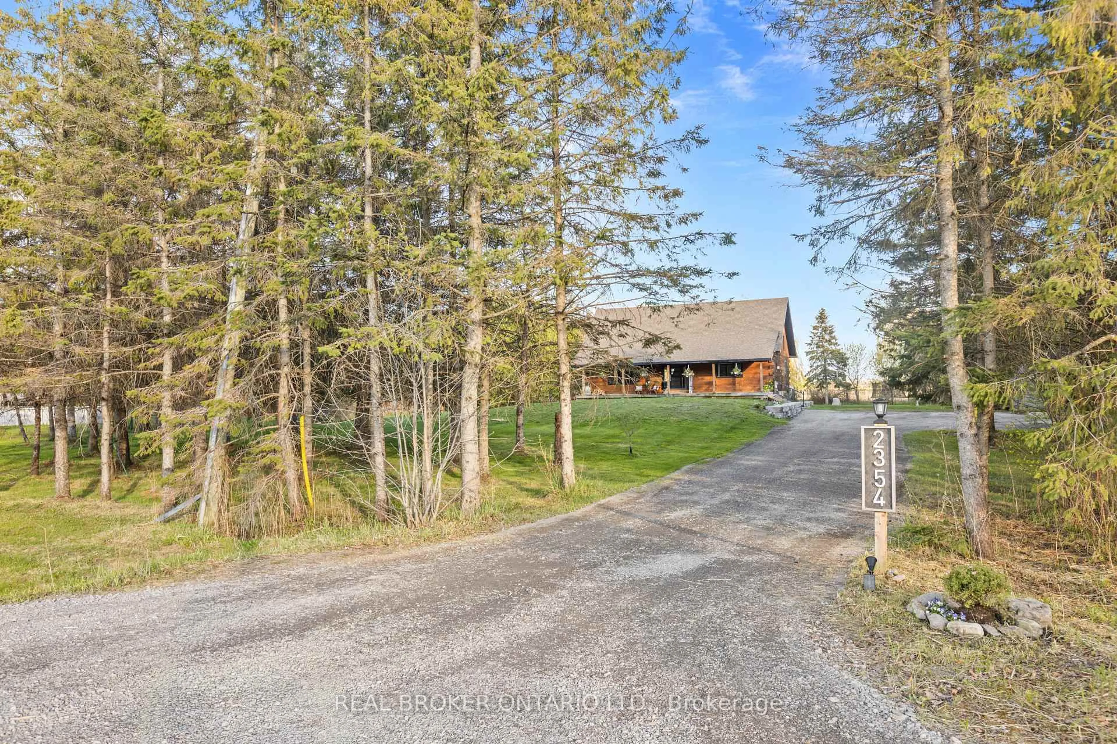 A pic from outside/outdoor area/front of a property/back of a property/a pic from drone, street for 2354 Pollock Rd, North Gower Ontario K0A 2T0