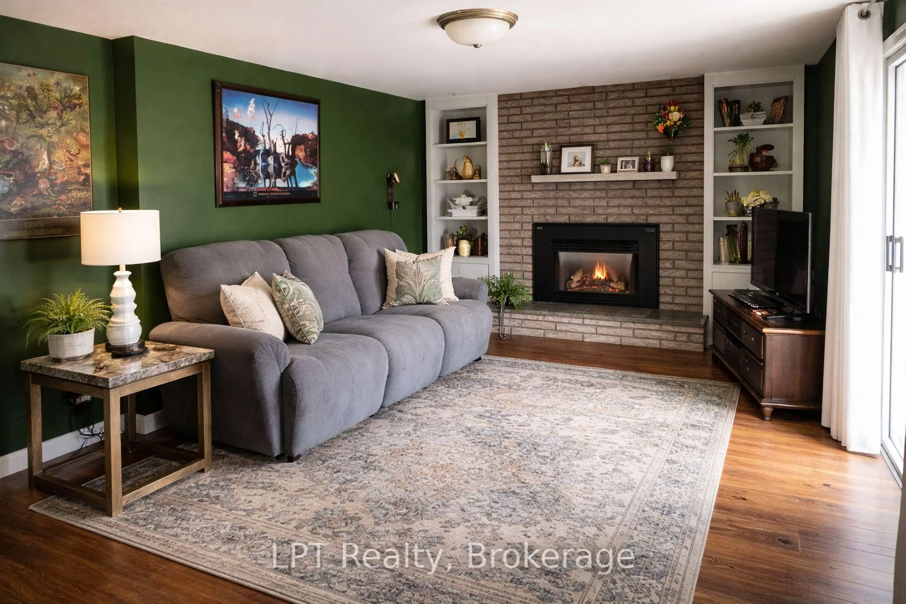 Living room with furniture, unknown for 167 Singleton Dr, Belleville Ontario K8N 5H4