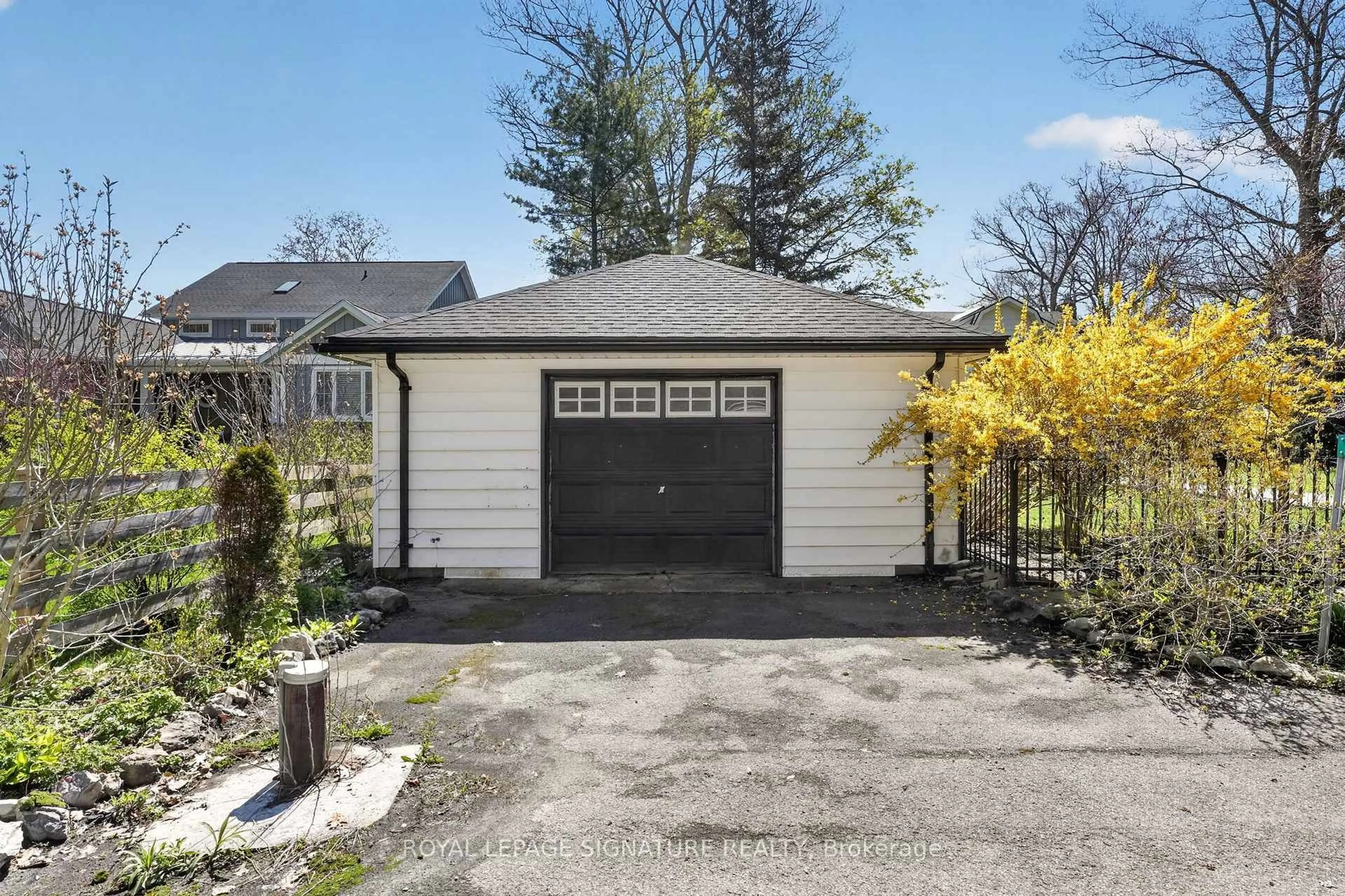 Unknown for 2579 FIRELANE 3, Port Colborne Ontario L3K 5V3