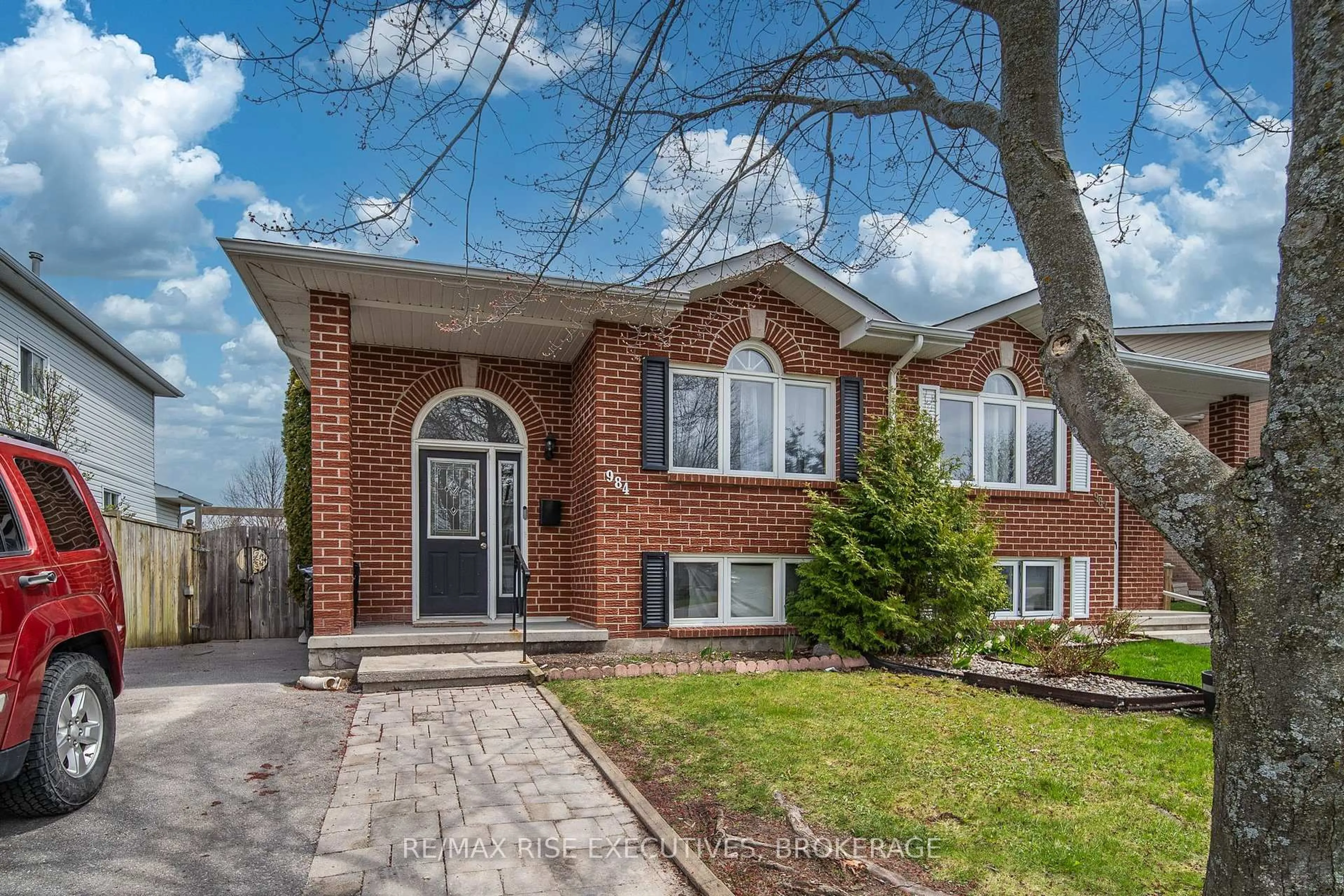 Home with brick exterior material, street for 984 Waterbury Cres, Kingston Ontario K7M 8V3