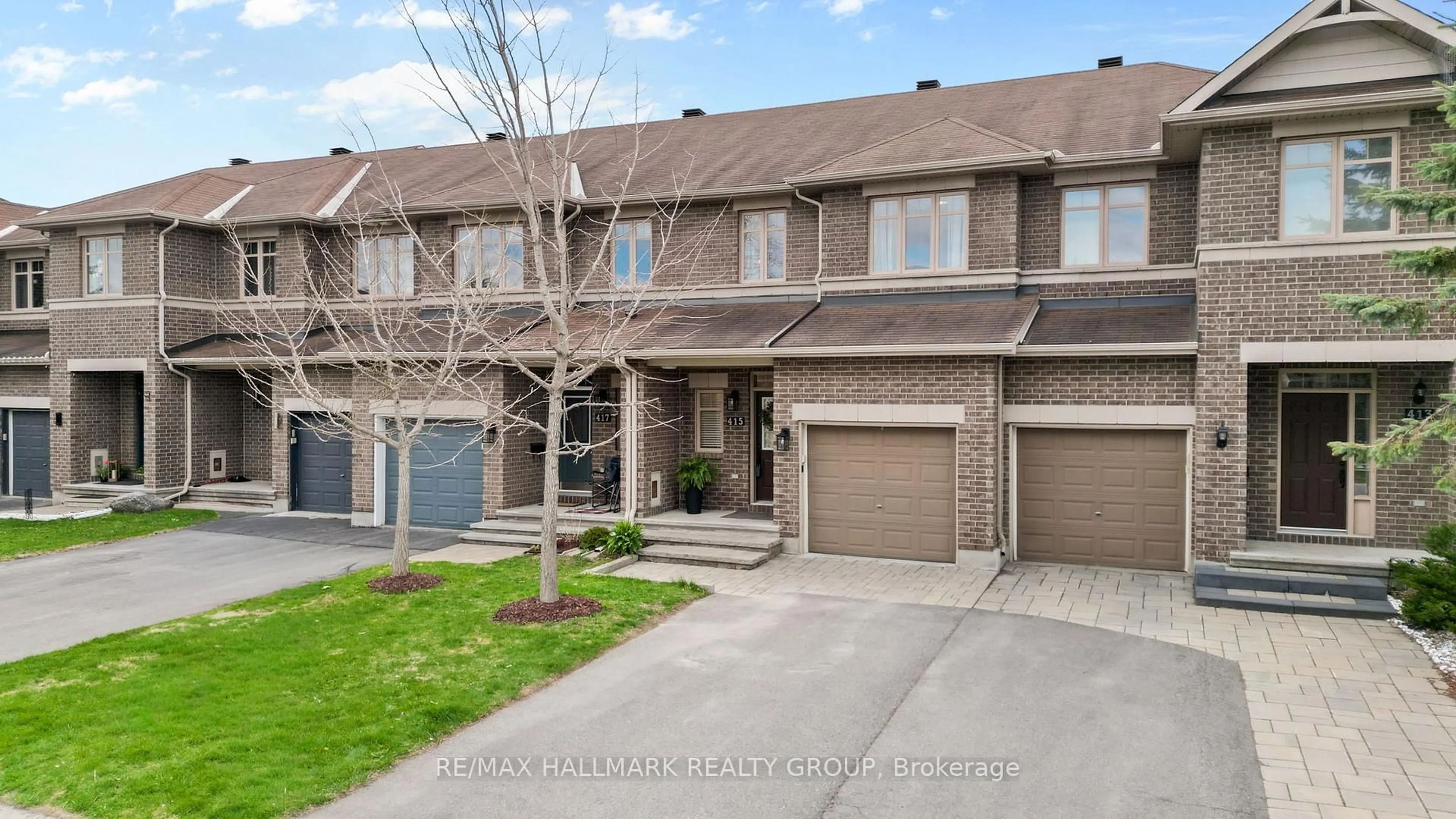 Home with brick exterior material, street for 415 Sultan St, Ottawa Ontario K4A 0K1
