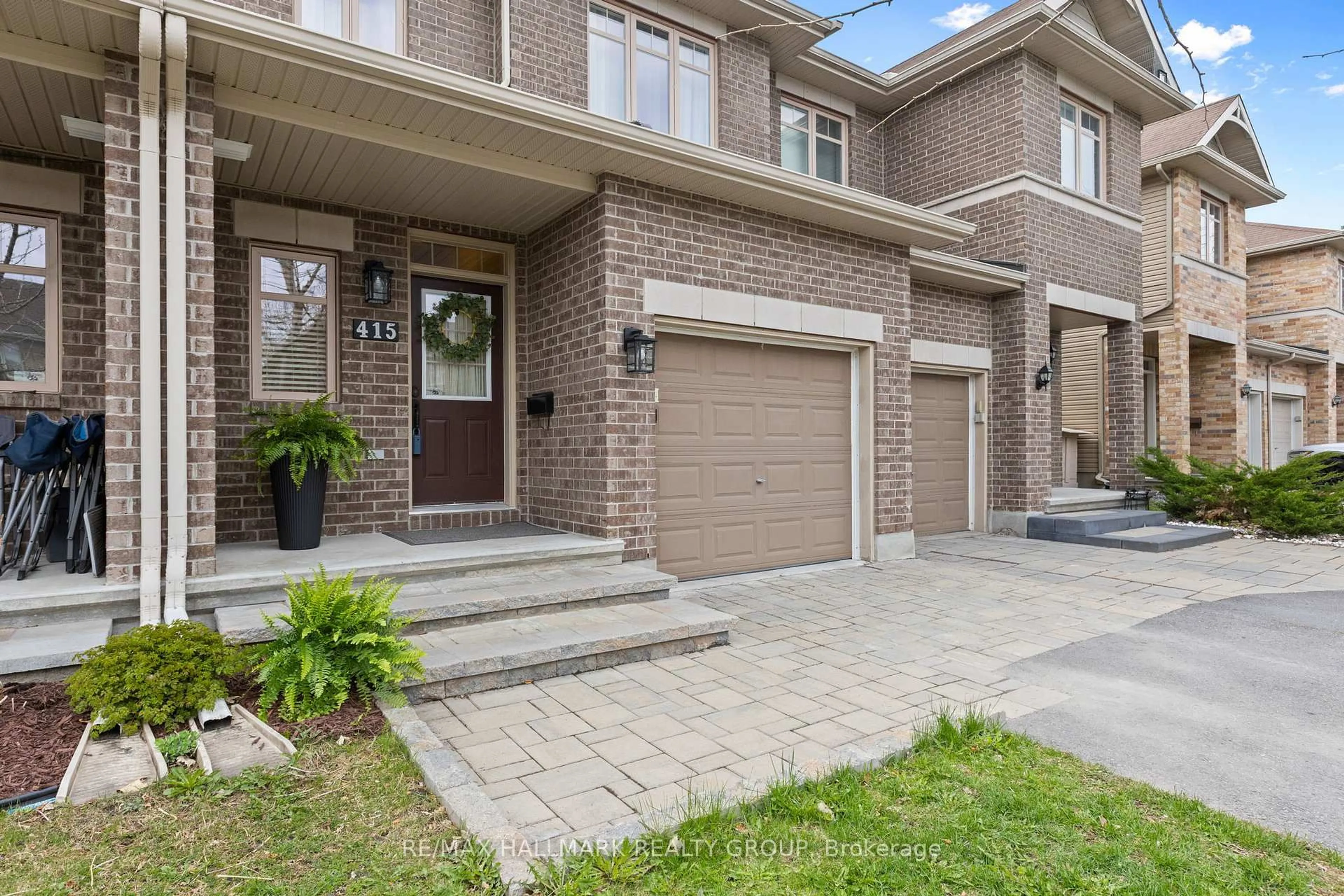 Home with brick exterior material, street for 415 Sultan St, Ottawa Ontario K4A 0K1