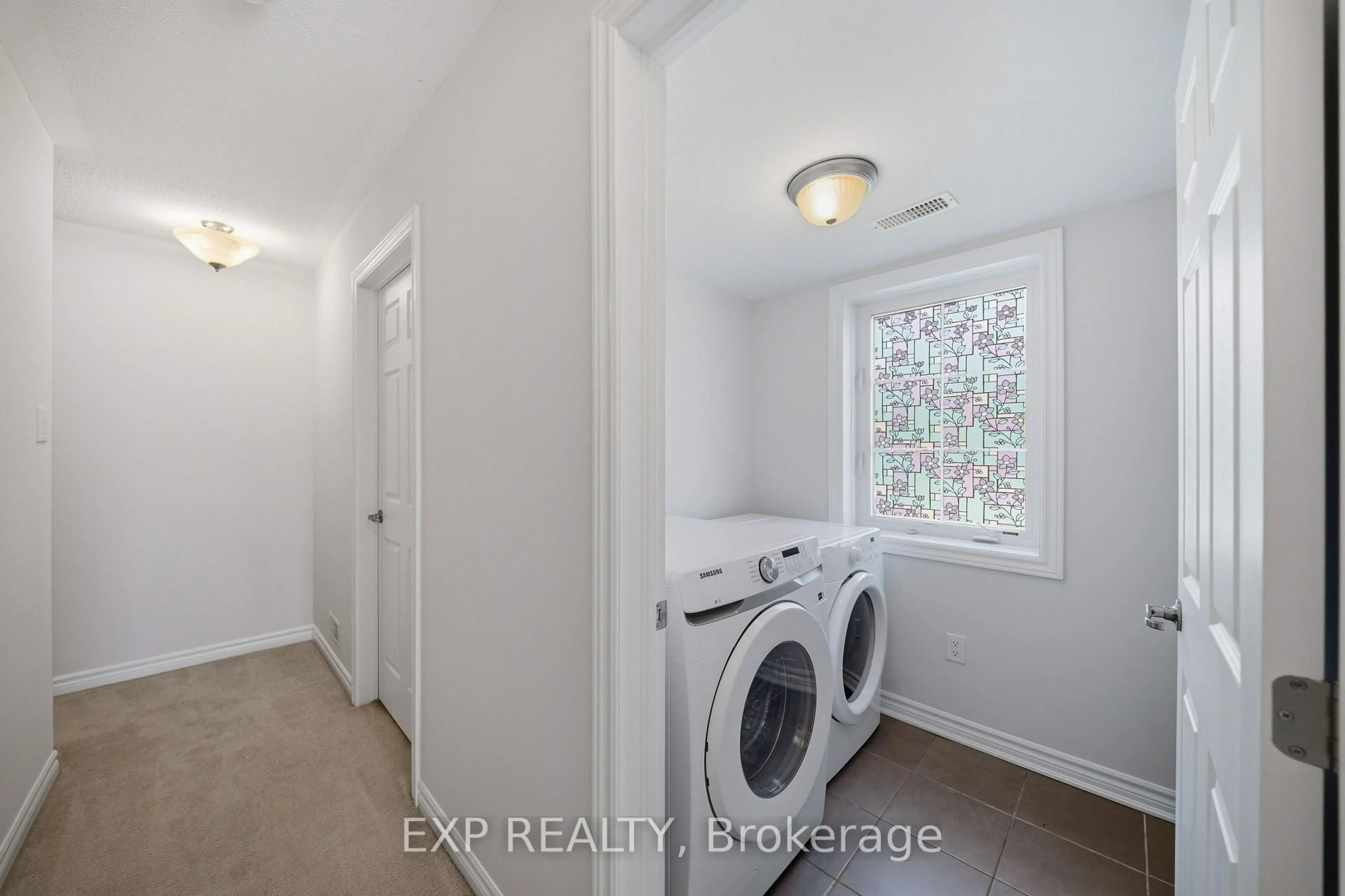 Laundry room for 429 Rosingdale St, Ottawa Ontario K2M 0L8