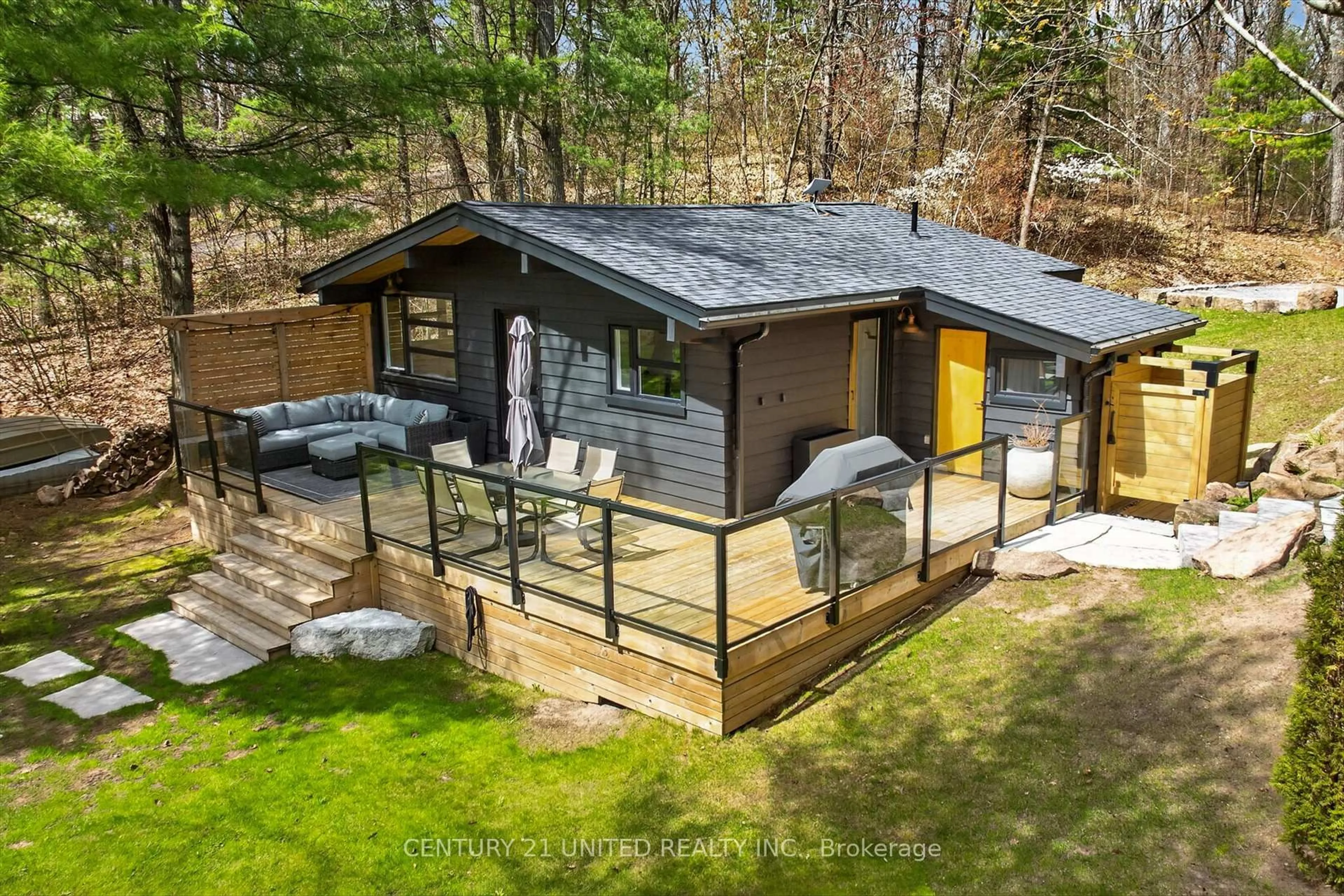 A pic from outside/outdoor area/front of a property/back of a property/a pic from drone, unknown for 45 Fire Route 96, Havelock-Belmont-Methuen Ontario K0L 2H0