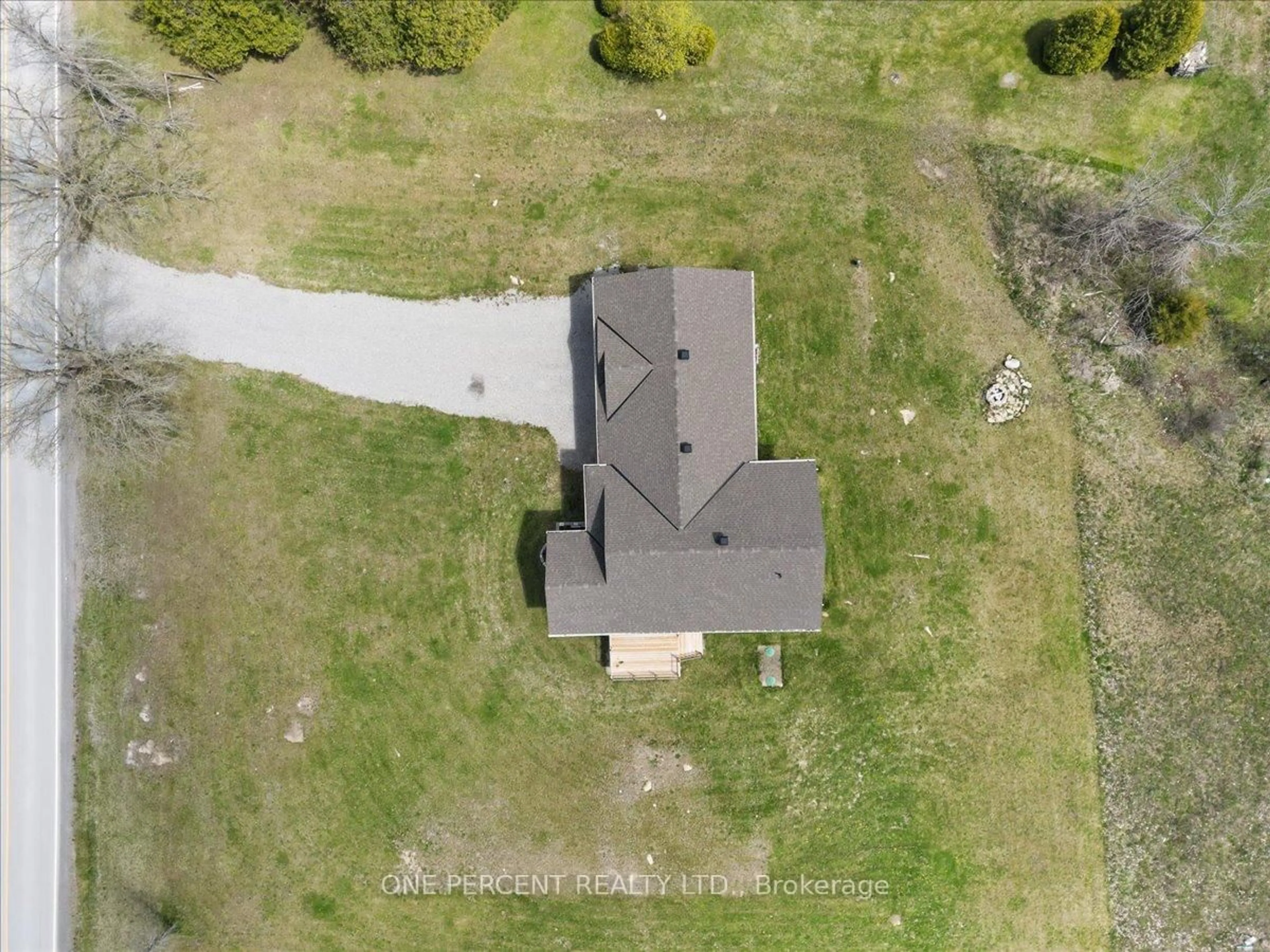 A pic from outside/outdoor area/front of a property/back of a property/a pic from drone, unknown for 987 Matheson Dr, Smiths Falls Ontario K7A 5B8
