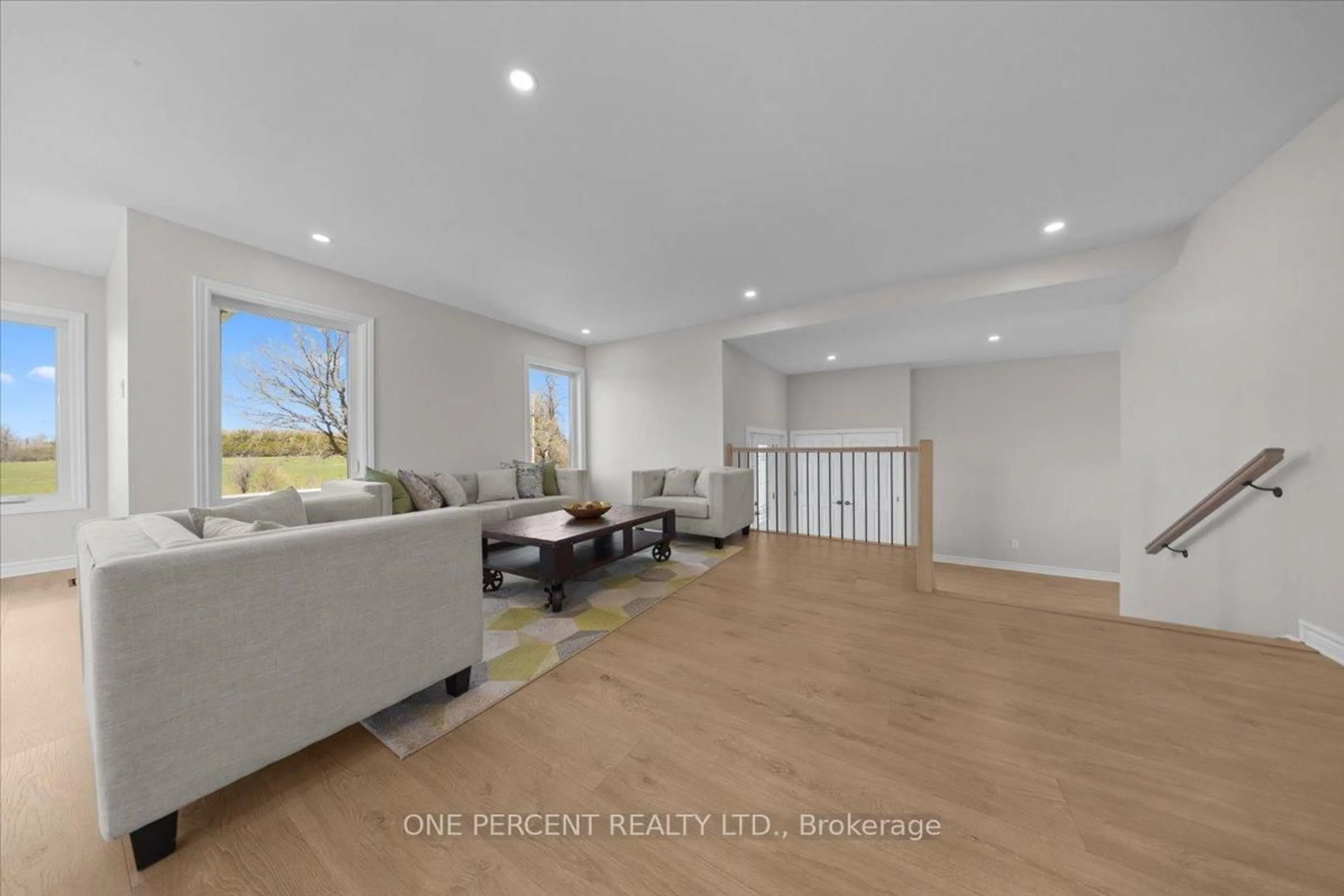 Unknown for 987 Matheson Dr, Smiths Falls Ontario K7A 5B8