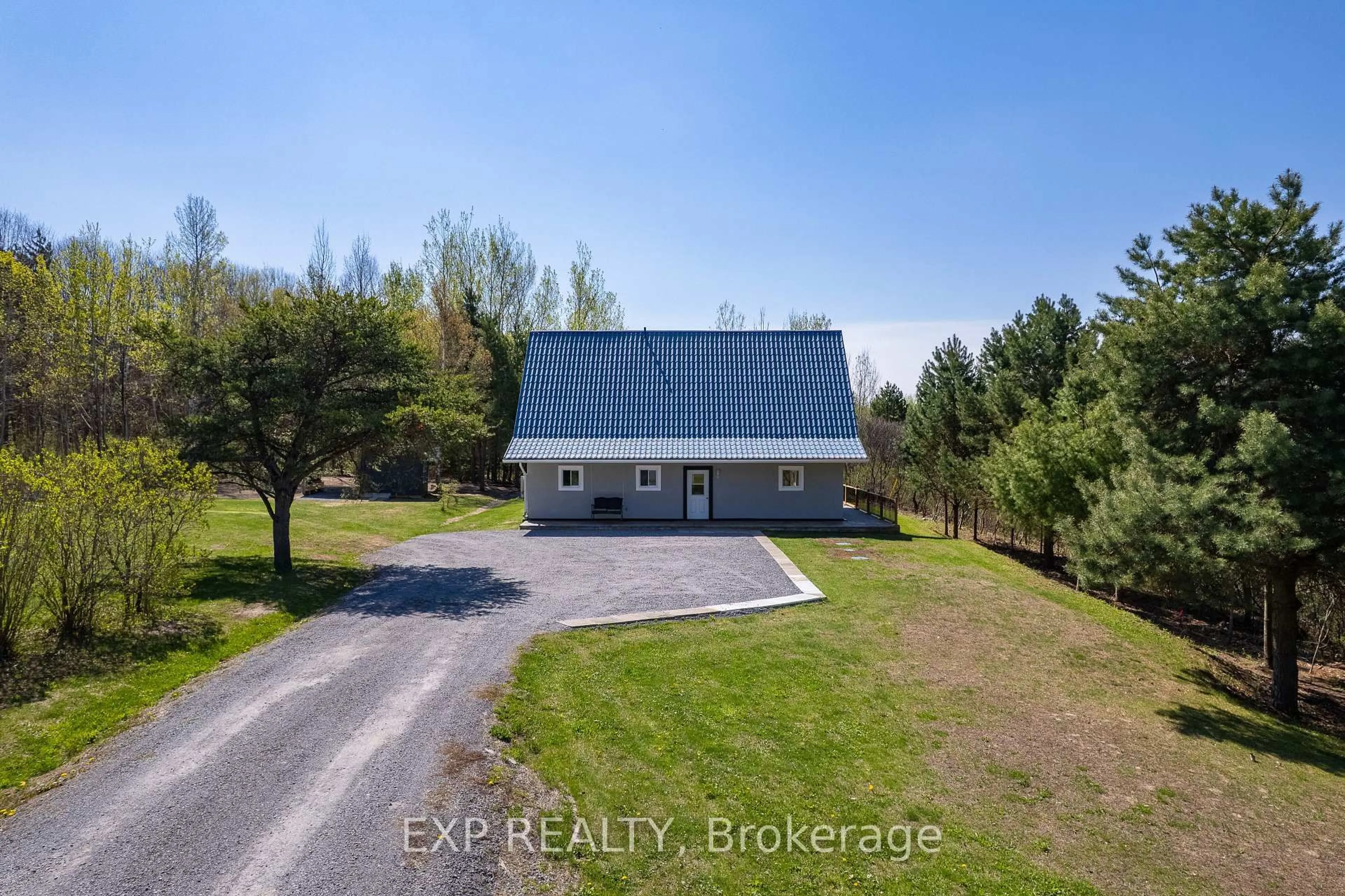 A pic from outside/outdoor area/front of a property/back of a property/a pic from drone, water/lake/river/ocean view for 568 LAKE GEORGE Rd, Alfred and Plantagenet Ontario K0B 1L0