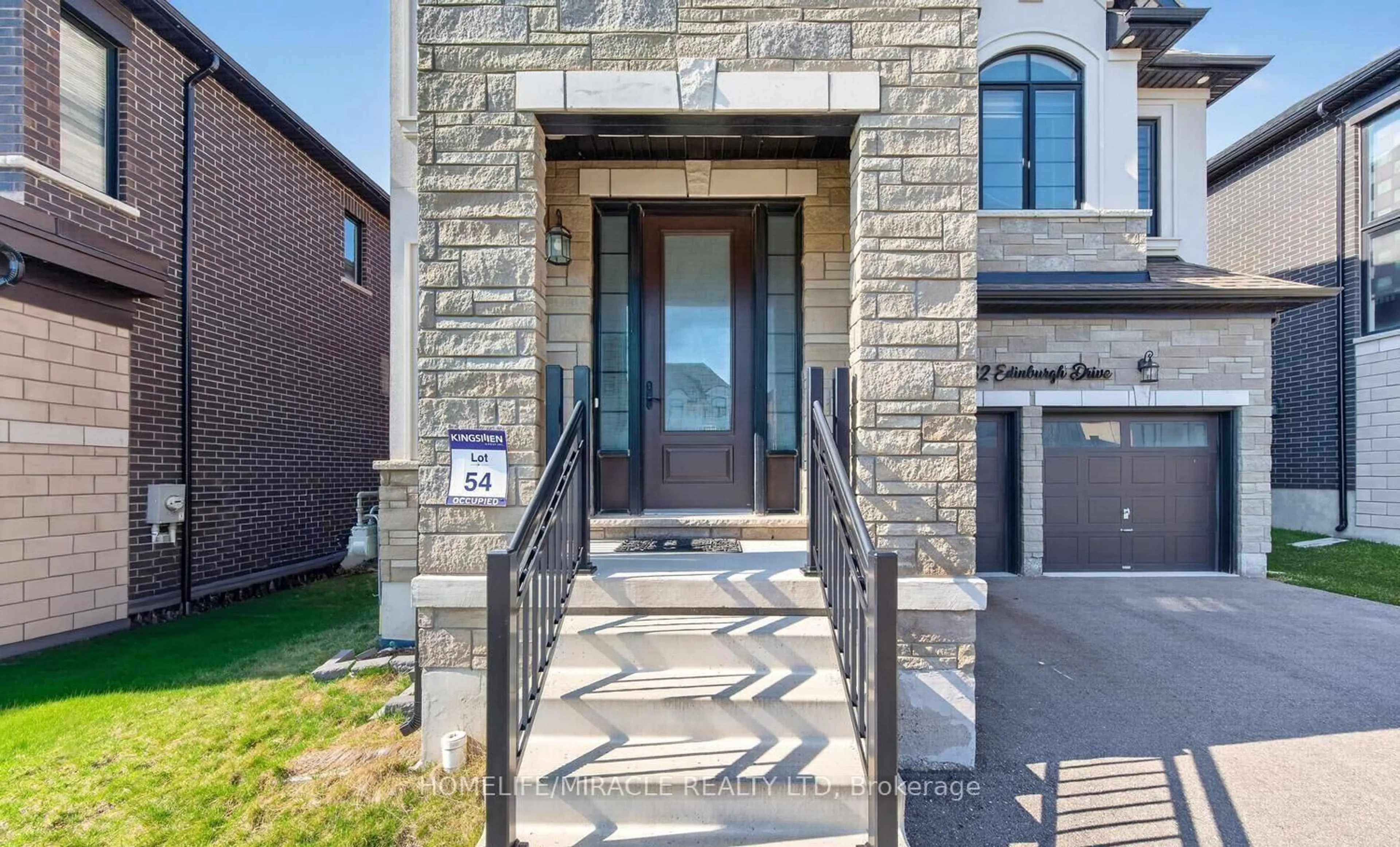 Home with brick exterior material, street for 1032 Edinburgh Dr, Woodstock Ontario N4T 0M5