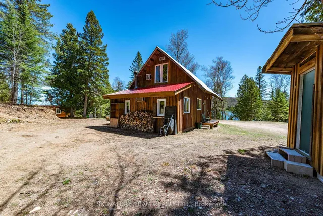 527 B Lorwell Lake Dr, Killaloe 3