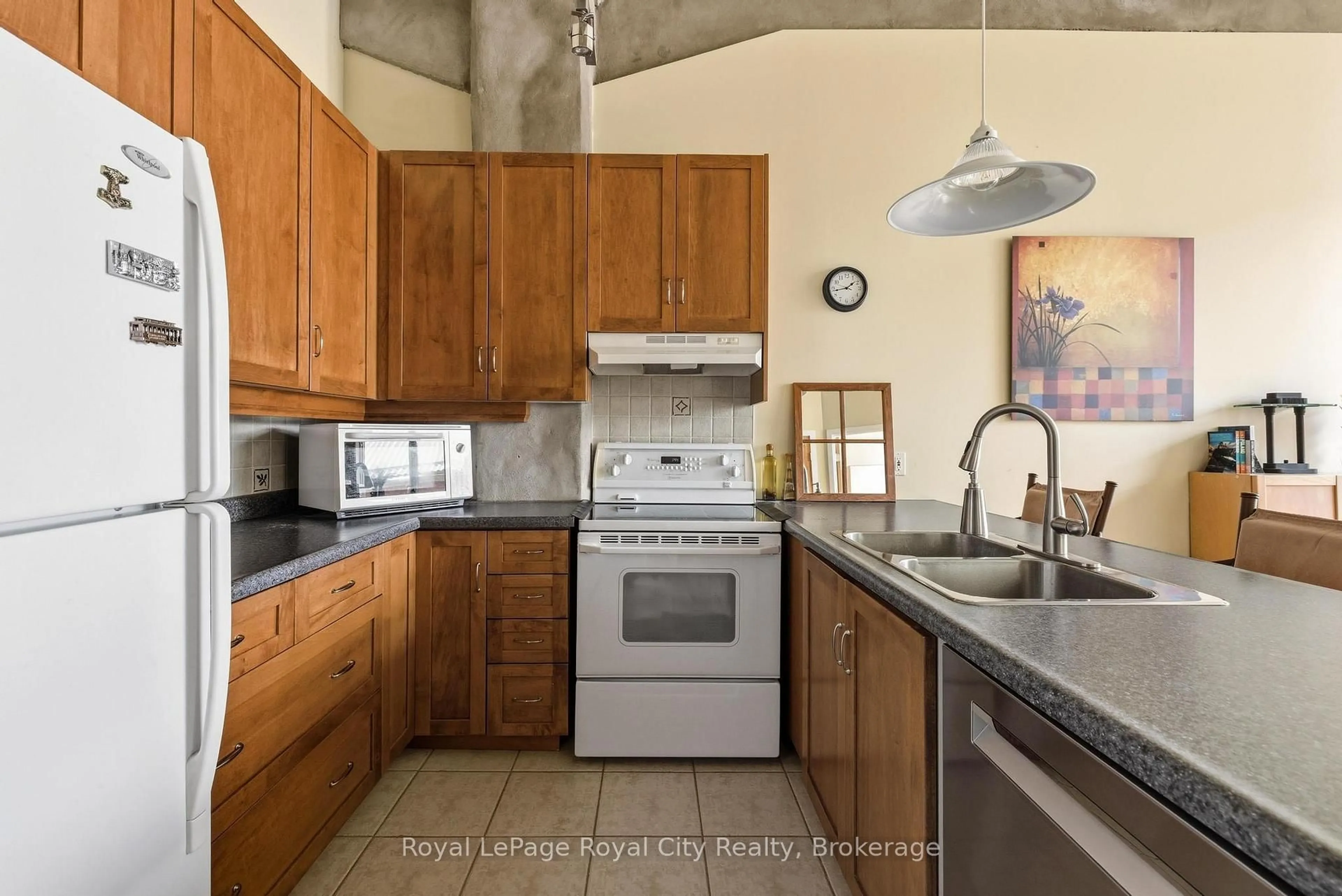 Standard kitchen, unknown for 26 Ontario St #108, Guelph Ontario N1E 7K1