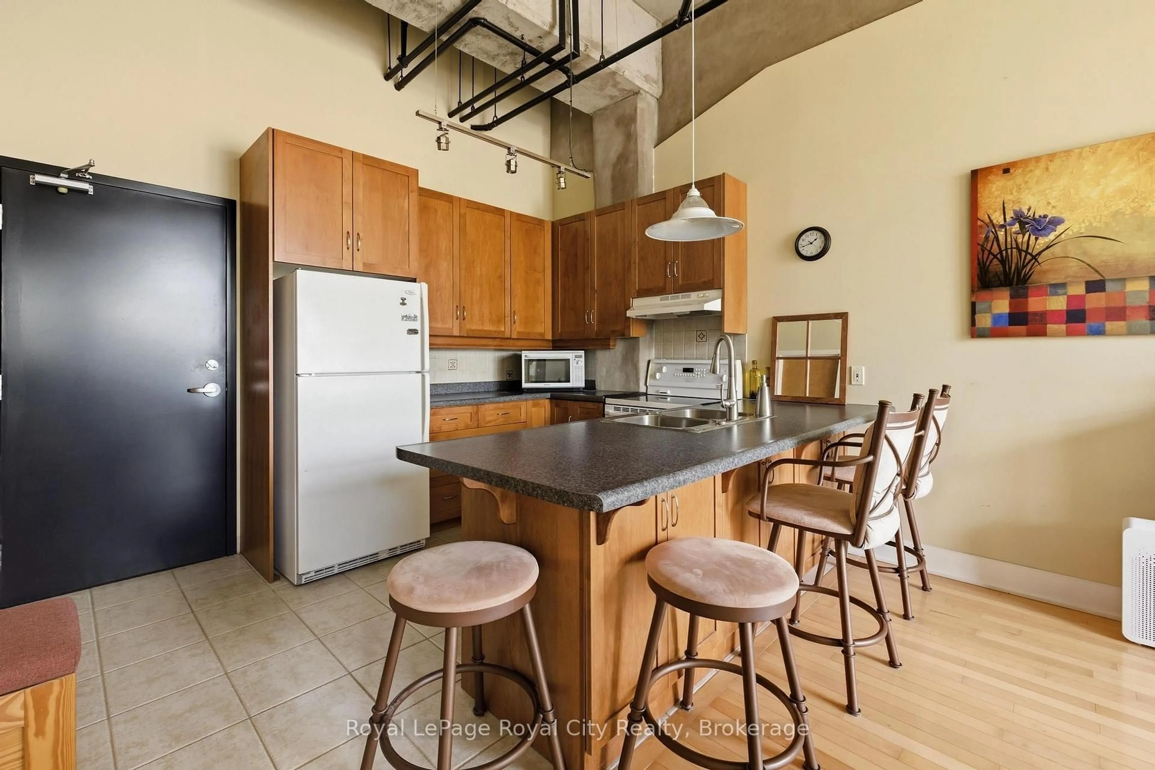 Standard kitchen, unknown for 26 Ontario St #108, Guelph Ontario N1E 7K1