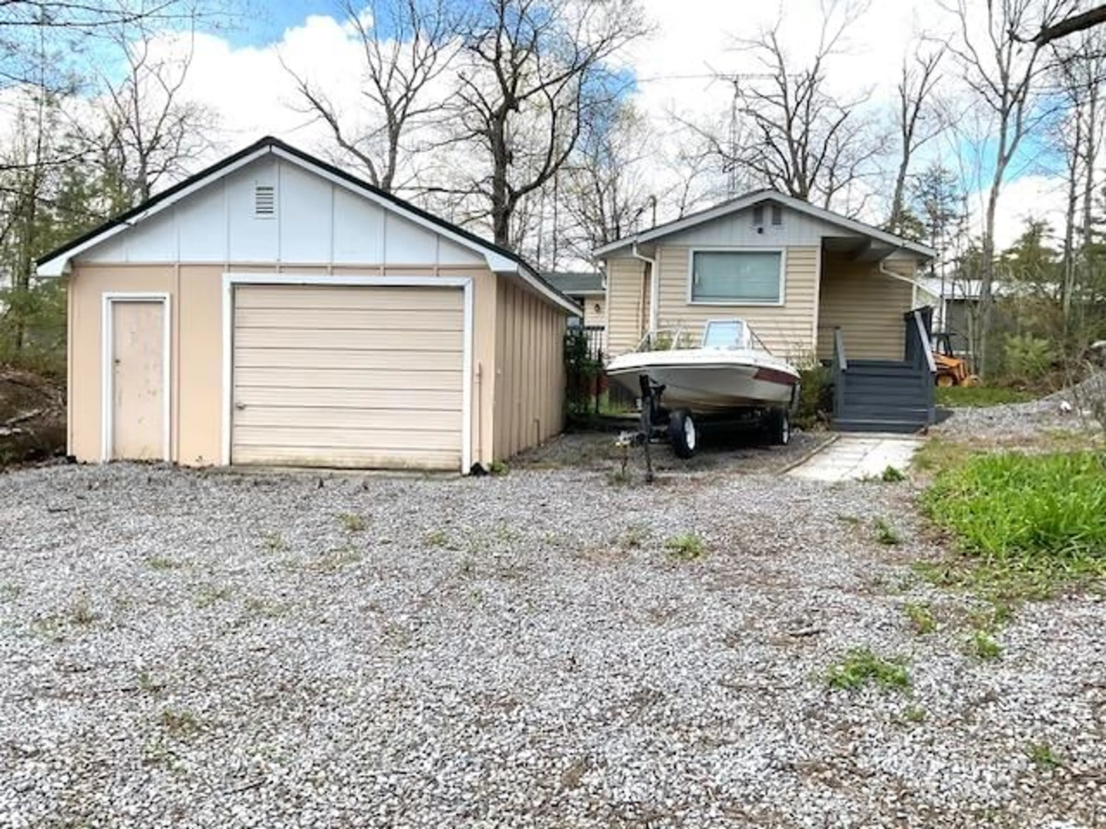 Unknown for 488 Kennedy Dr, Trent Lakes Ontario K0M 1A0
