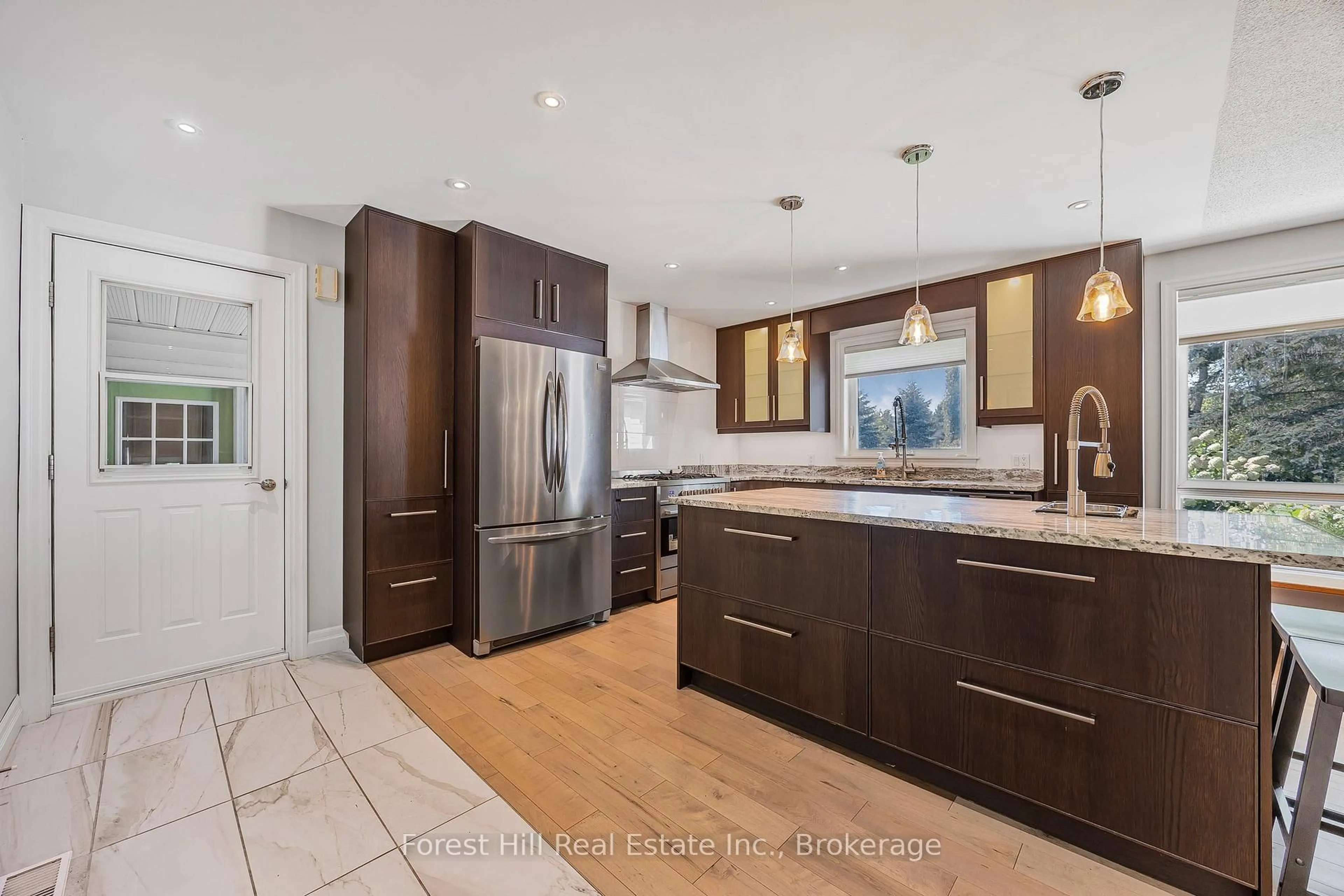 Open concept kitchen, ceramic/tile floor for 1080 RIVER St, Muskoka Lakes Ontario P0C 1A0