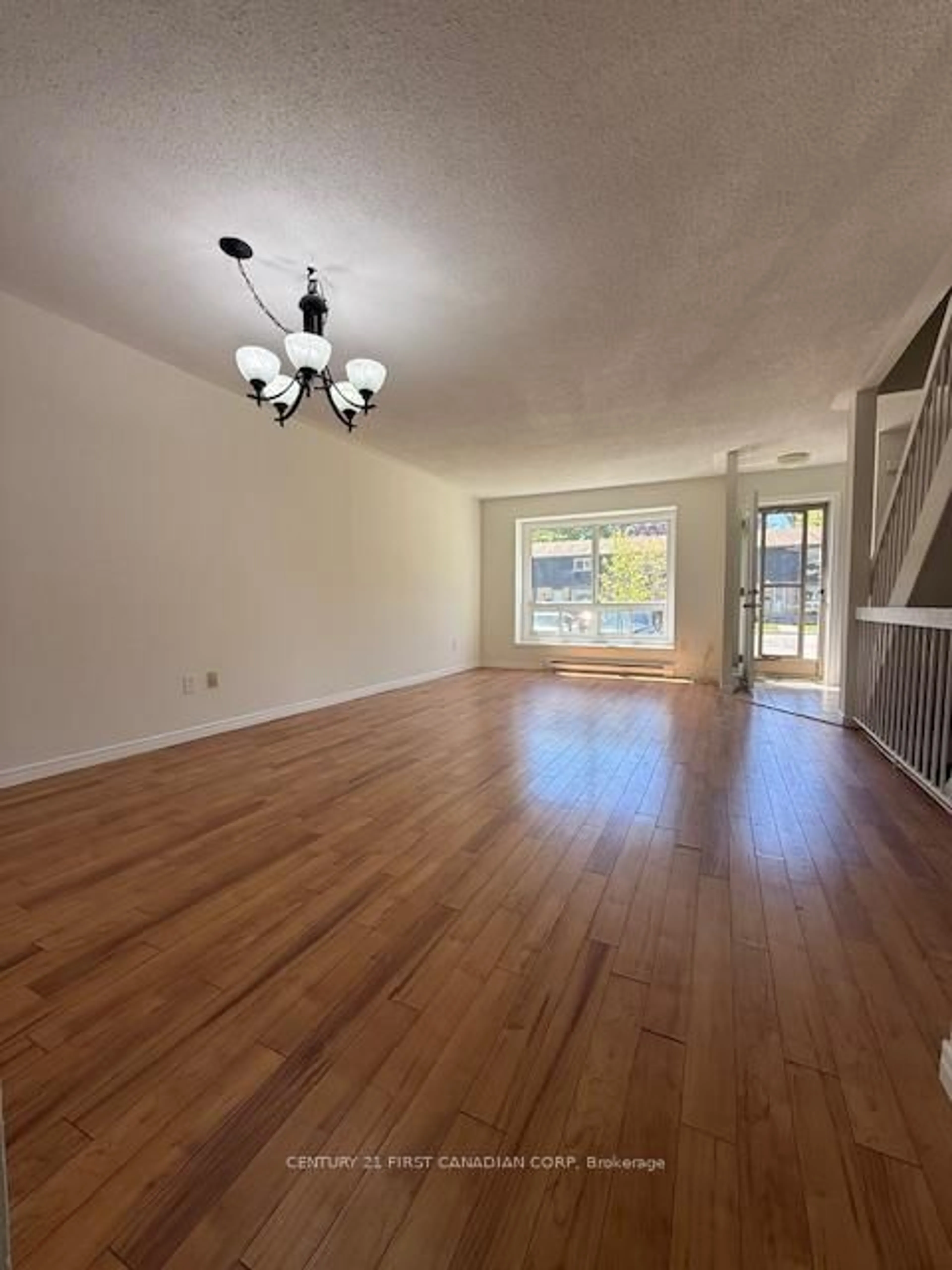 A pic of a room for 475 Sandringham Cres #39, London South Ontario N6C 5B9