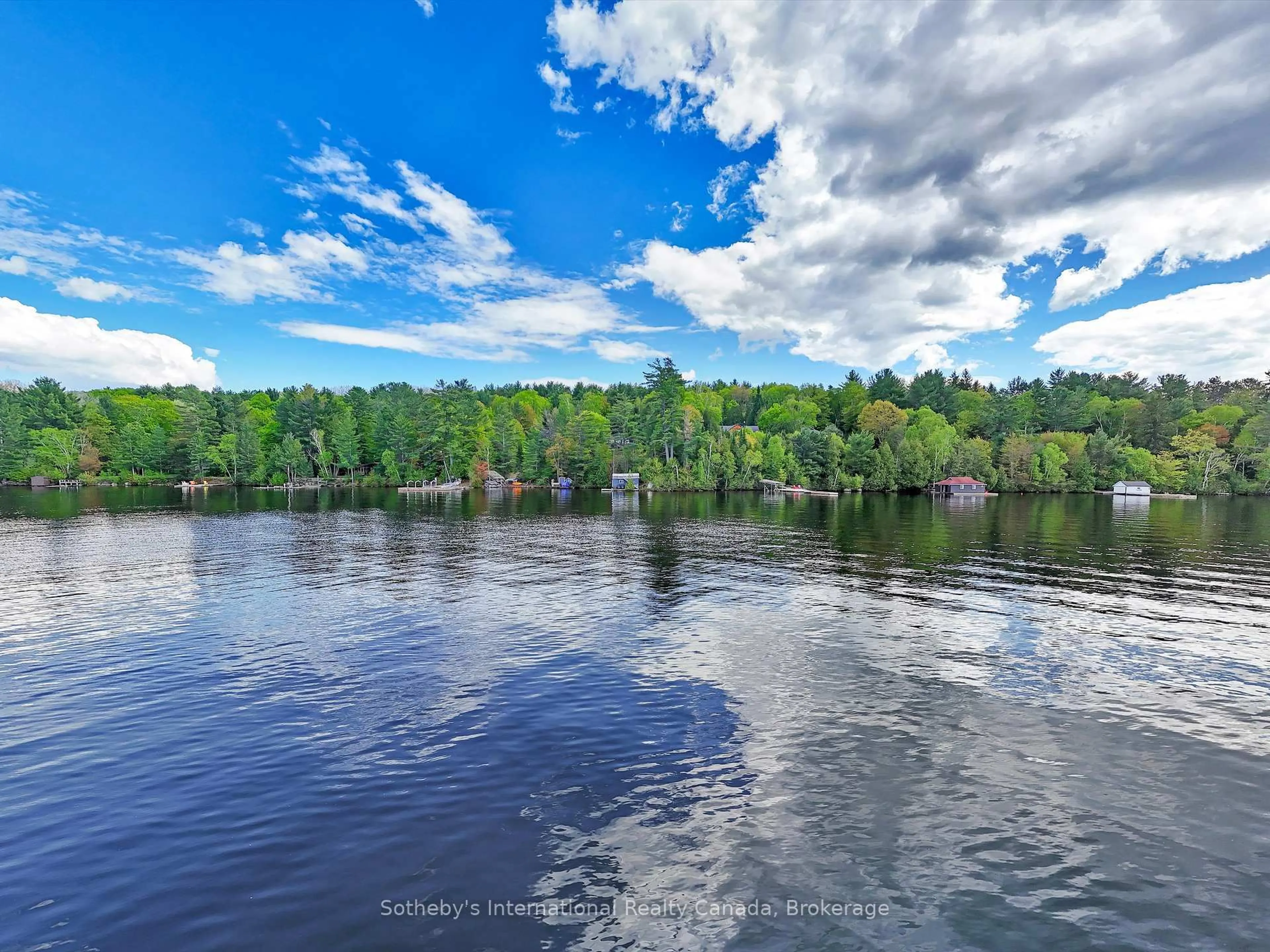 A pic from outside/outdoor area/front of a property/back of a property/a pic from drone, water/lake/river/ocean view for 1093 Glenmount Rd, Lake of Bays Ontario P0B 1A0