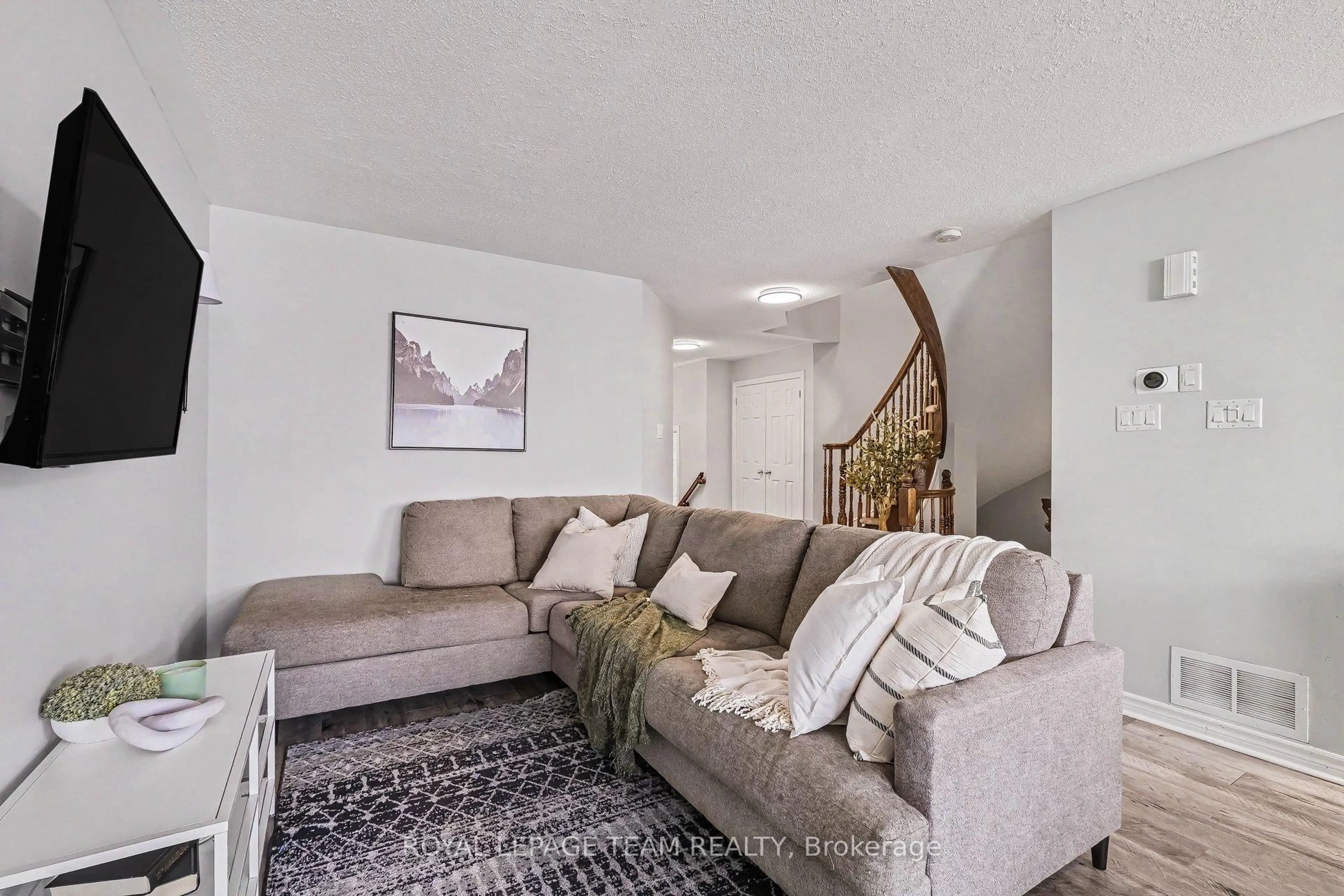 Living room with furniture, unknown for 159 Montmorency Way, Ottawa Ontario K4A 0J3