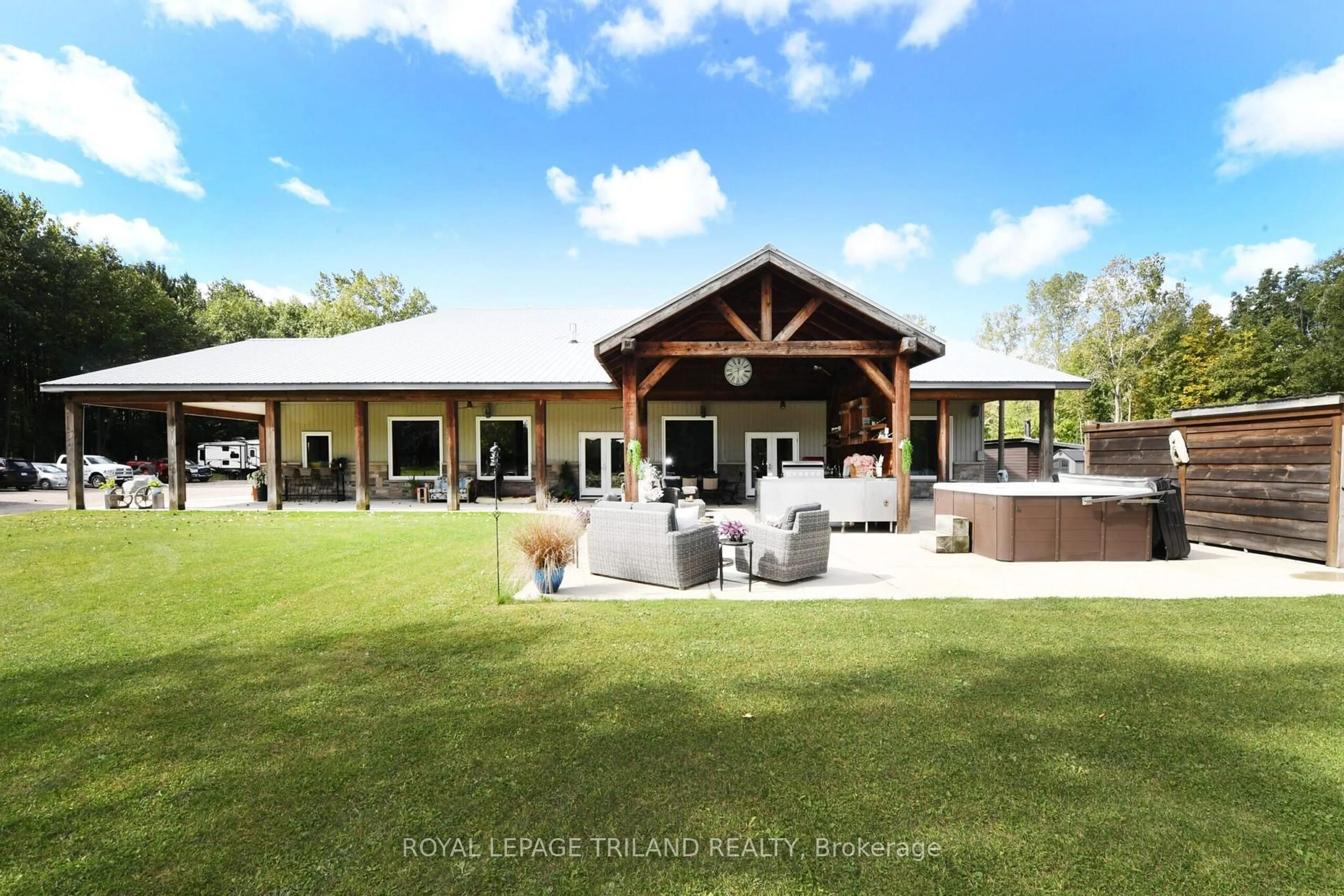 Patio, mountain view for 7264 Ridge Rd, Lambton Shores Ontario N0N 1J3