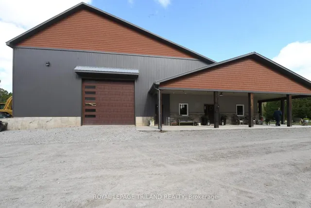 7264 Ridge Rd, Lambton Shores 2
