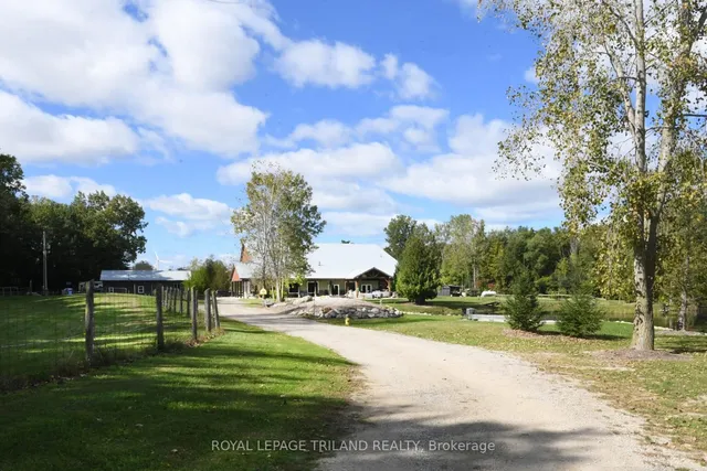 7264 Ridge Rd, Lambton Shores 4