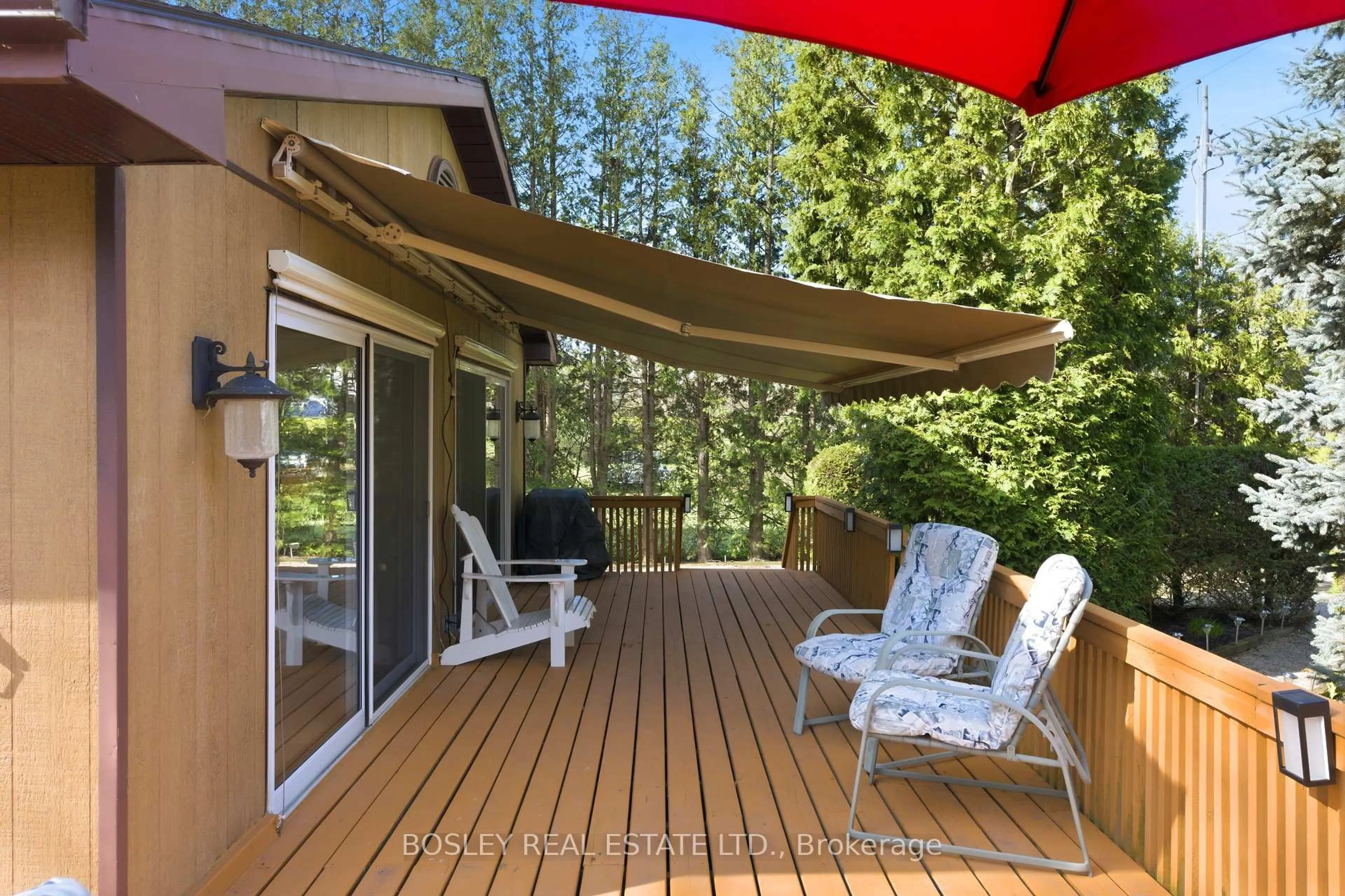 Patio, water/lake/river/ocean view for 71738 Old Cedarbank Lane, Bluewater Ontario N0M 1N0