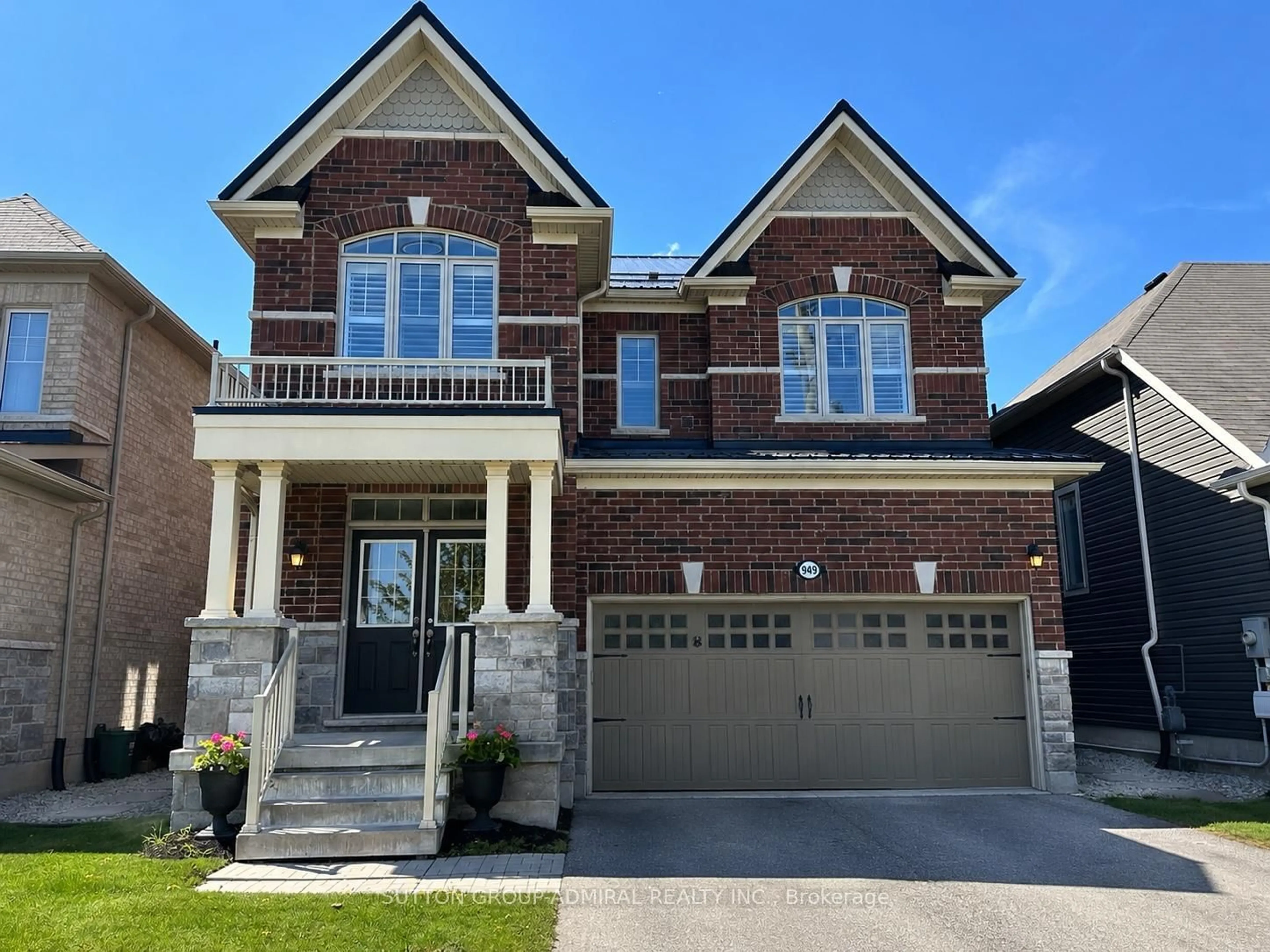 Home with brick exterior material, street for 949 Line 9 Rd, Niagara-on-the-Lake Ontario L0S 1J1