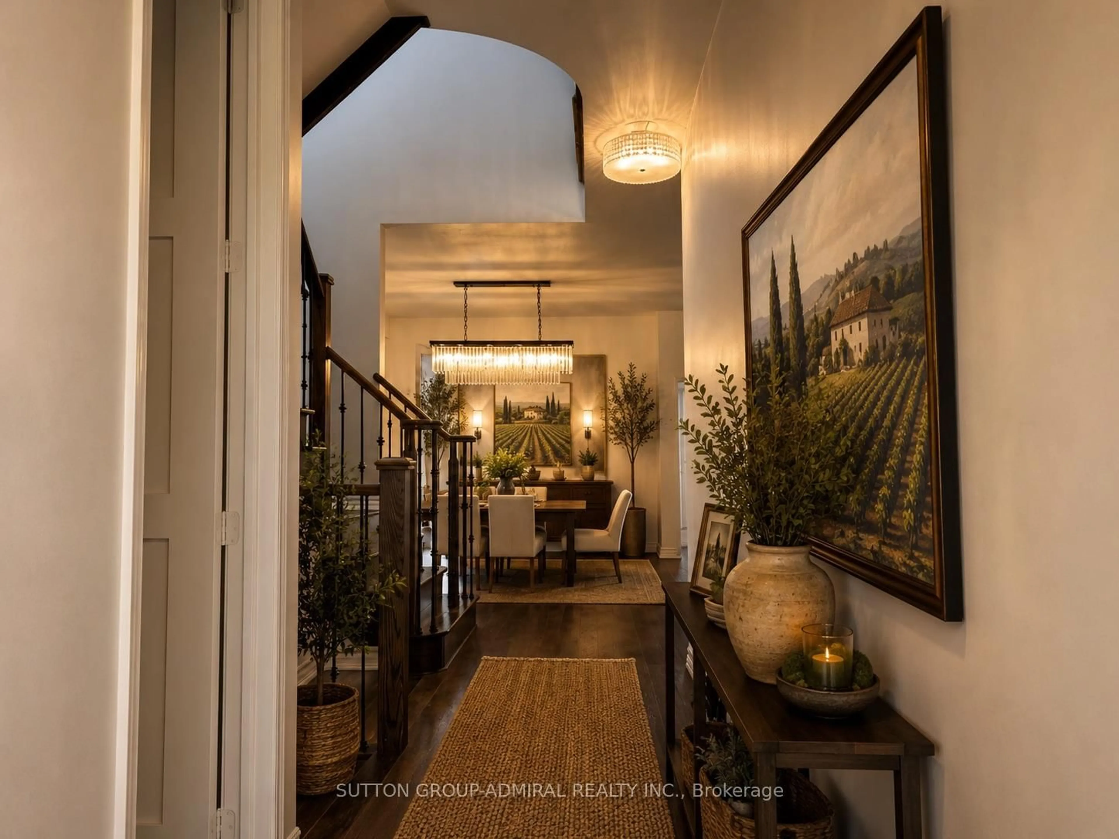 Indoor entryway for 949 Line 9 Rd, Niagara-on-the-Lake Ontario L0S 1J1