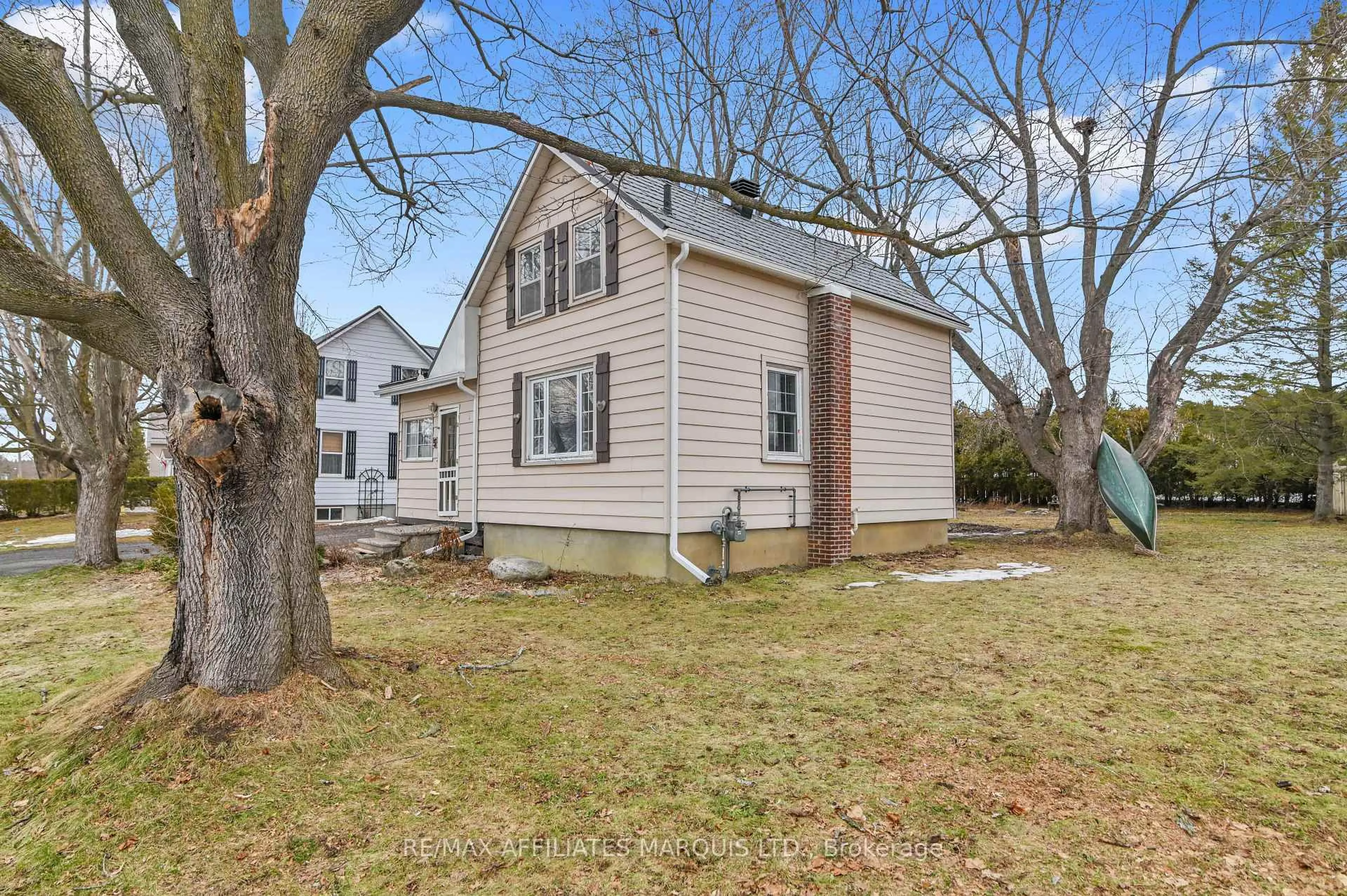 Home with vinyl exterior material, street for 5 Pine St, South Stormont Ontario K0C 1M0
