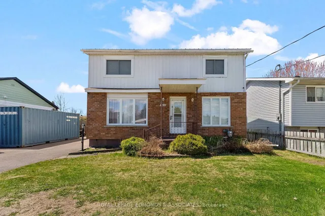 650 Lorne St, Laurentian Valley