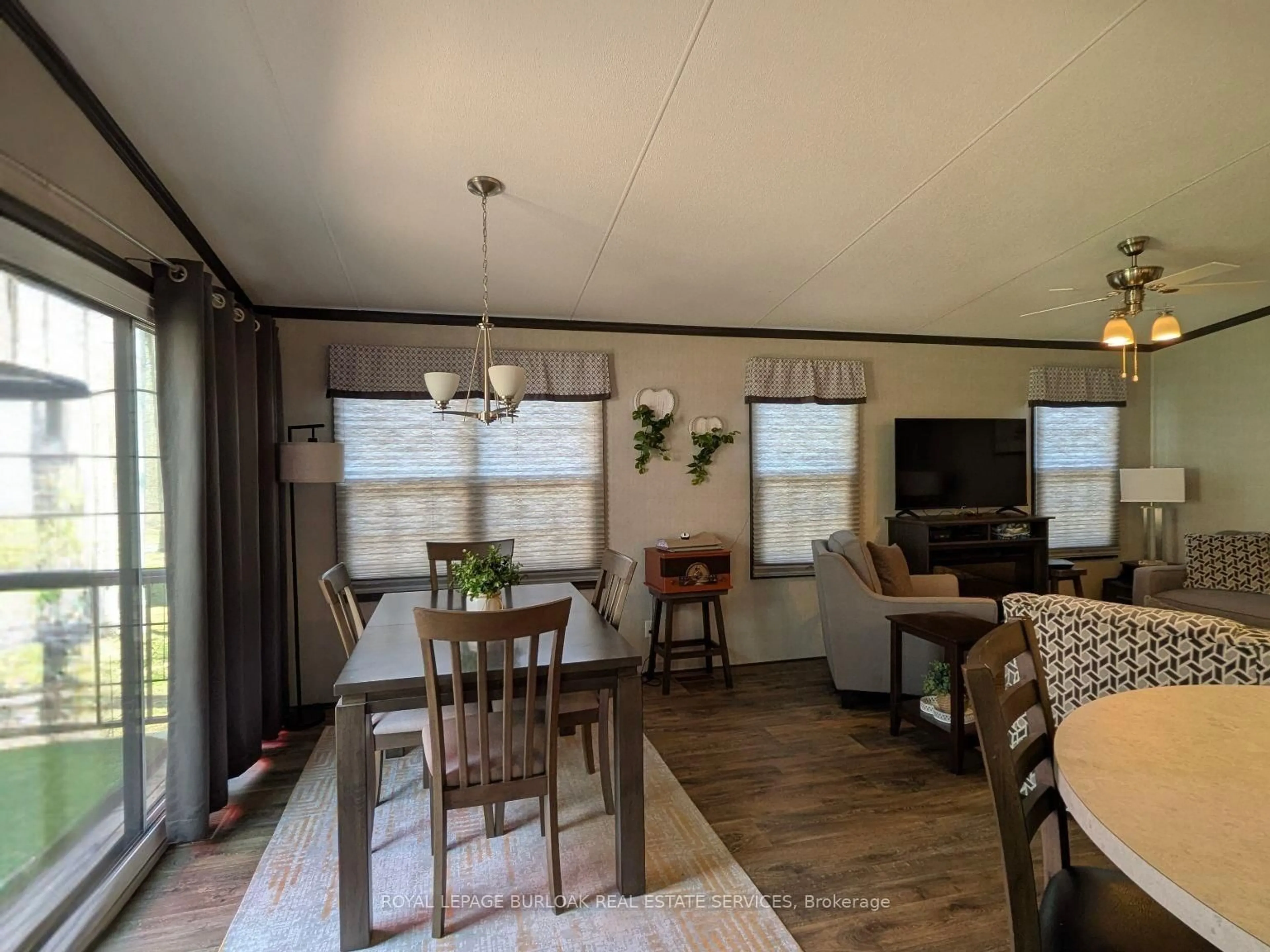 Dining room, wood/laminate floor for 1235 Villiers Line #CHYHILL054, Otonabee-South Monaghan Ontario K0L 2G0