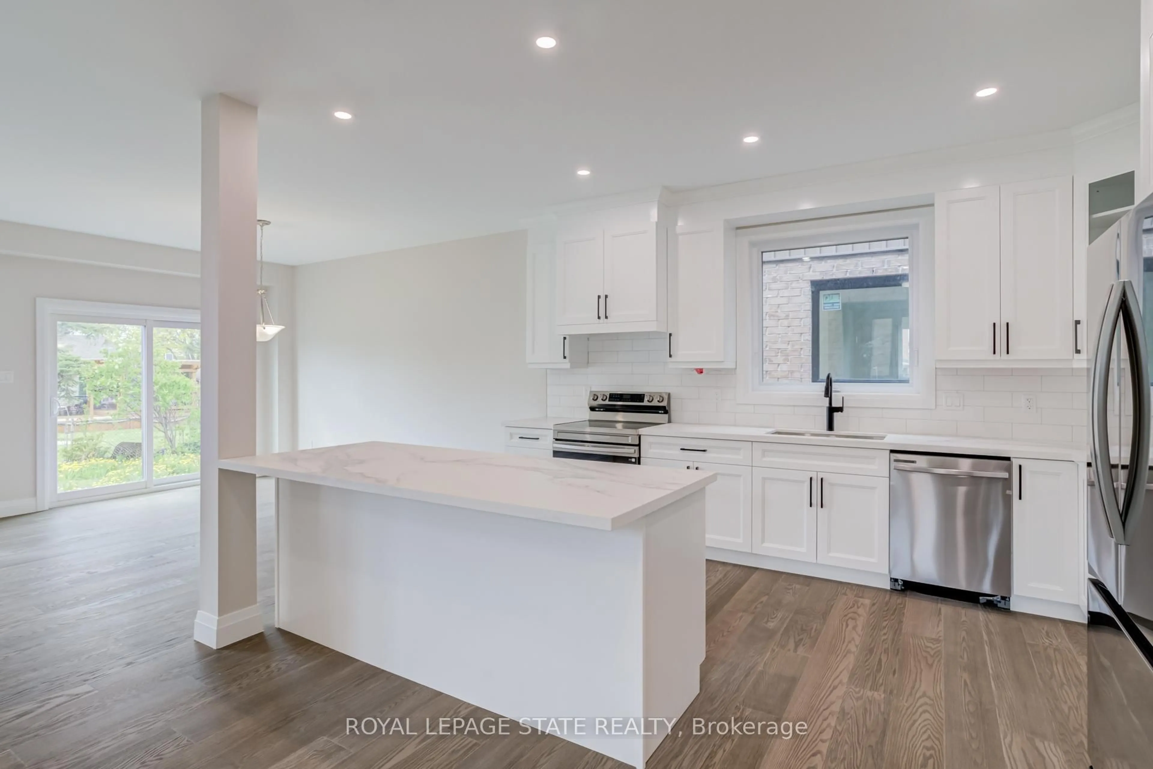 Open concept kitchen, unknown for 39 Norwich Rd, Hamilton Ontario L8E 1Z7