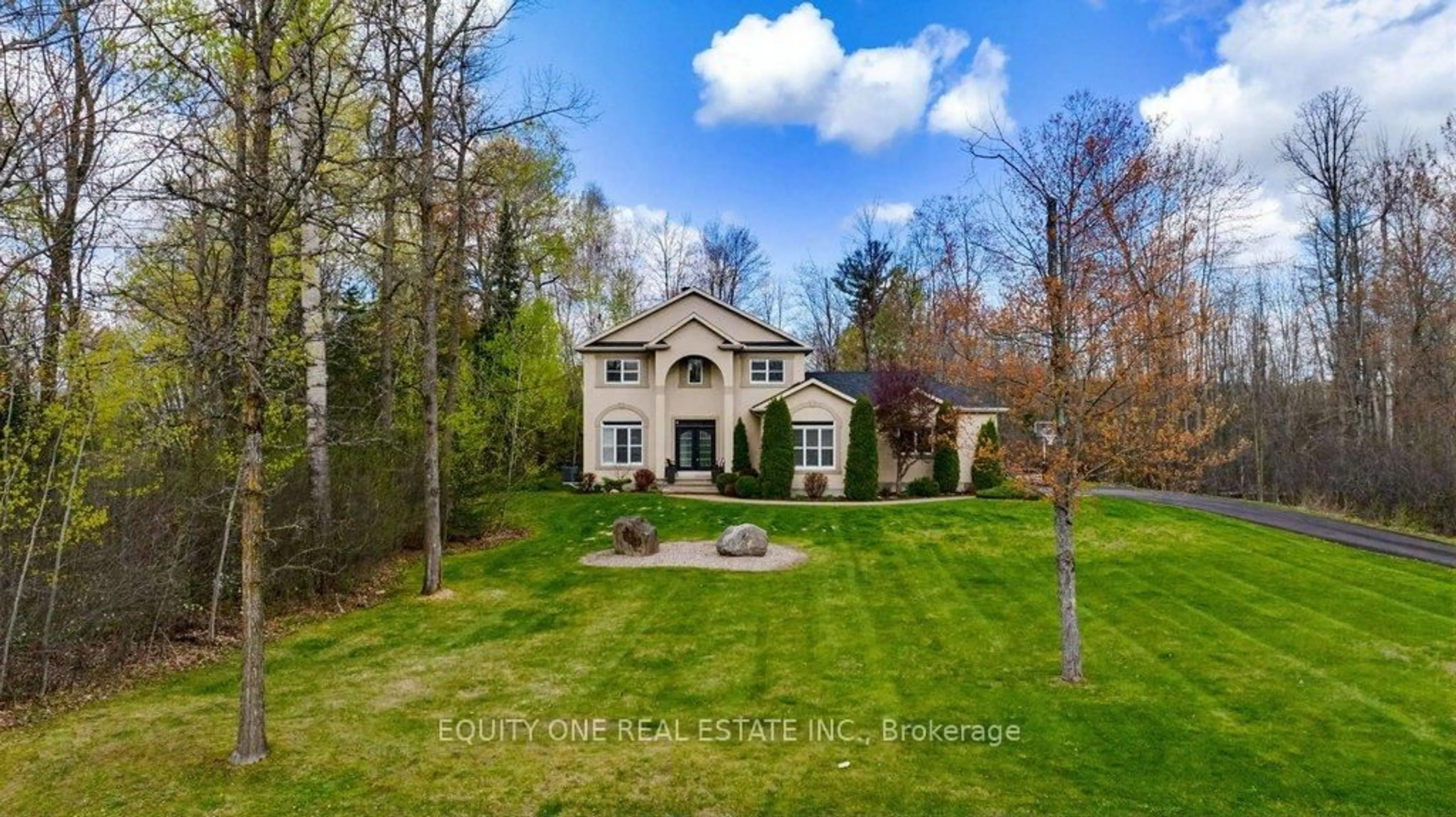 A pic from outside/outdoor area/front of a property/back of a property/a pic from drone, water/lake/river/ocean view for 133 Arbourbrook Blvd, Carp Ontario K0A 1L0
