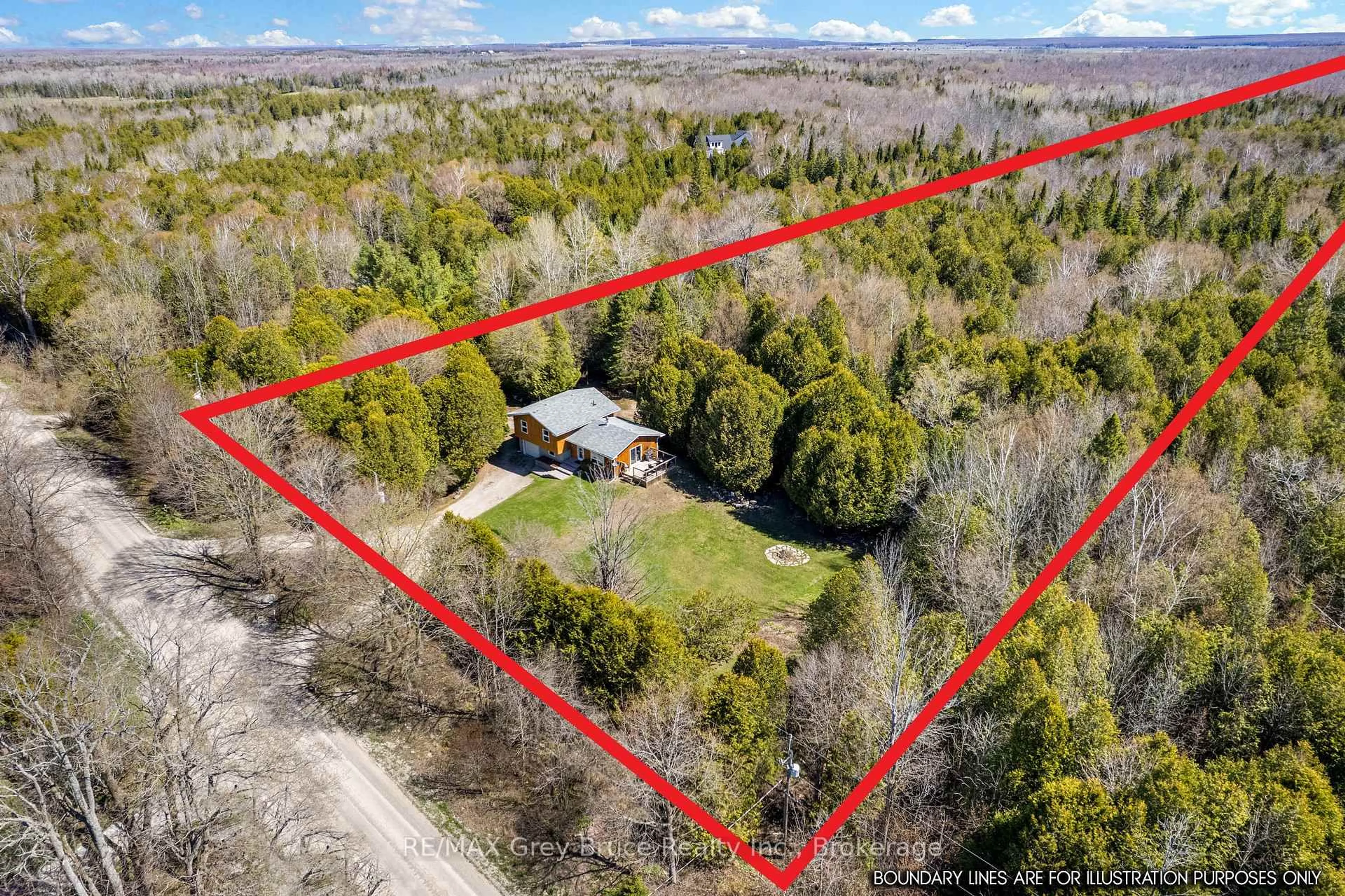 A pic from outside/outdoor area/front of a property/back of a property/a pic from drone, unknown for 678 West Rd, Northern Bruce Peninsula Ontario N0H 1W0