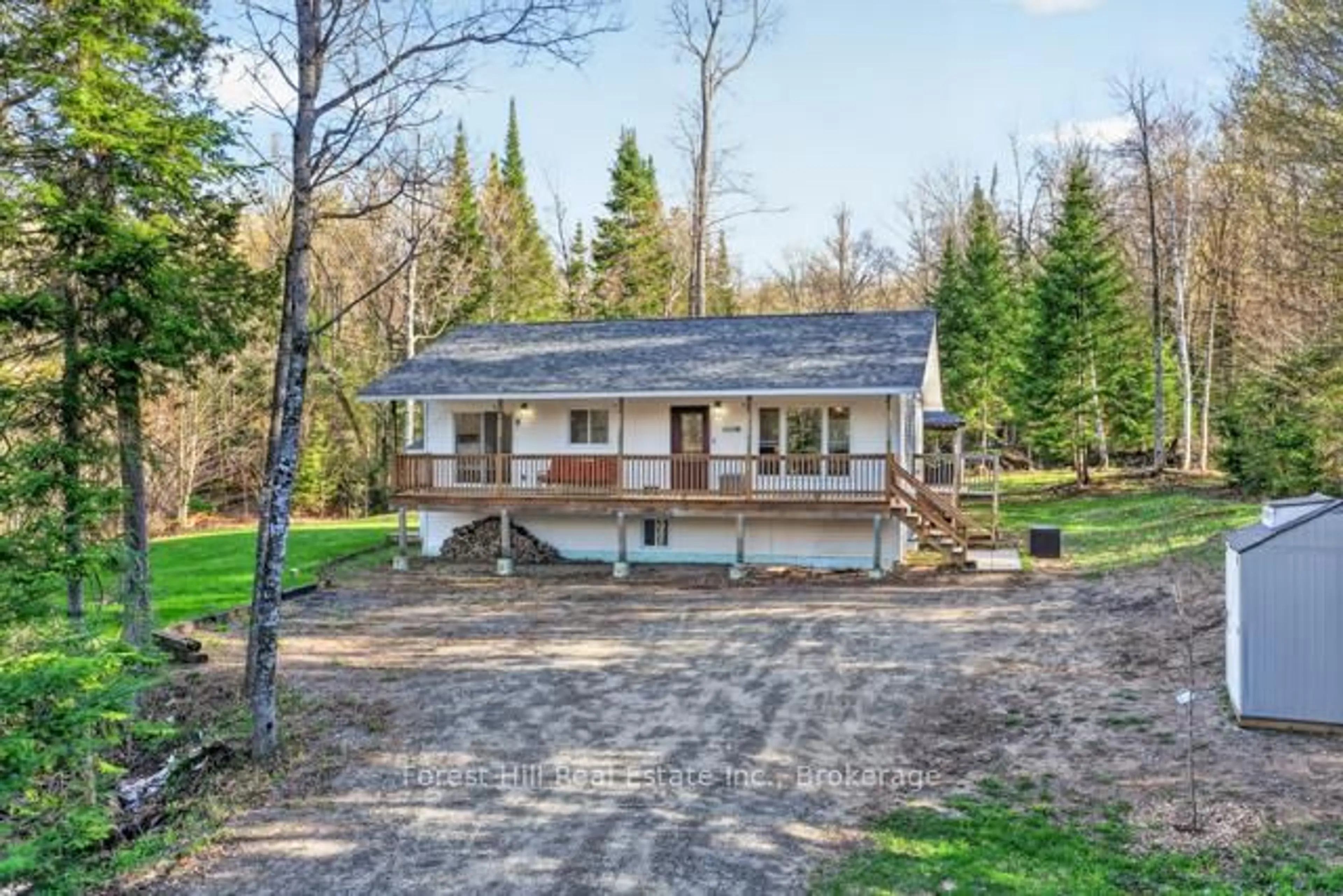A pic from outside/outdoor area/front of a property/back of a property/a pic from drone, unknown for 1122 Eagle Lake Rd, Dysart et al Ontario K0M 1S0