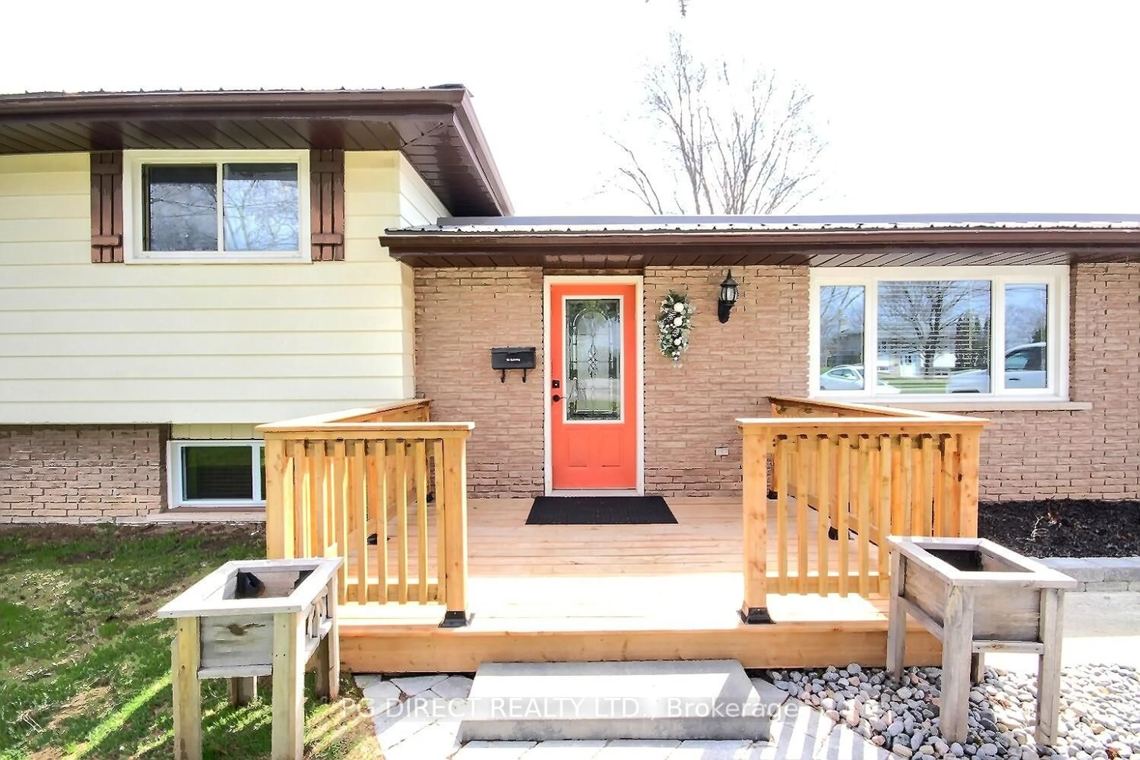 Home with brick exterior material, street for 20 Old Stone Rd, Belleville Ontario K8R 1E3